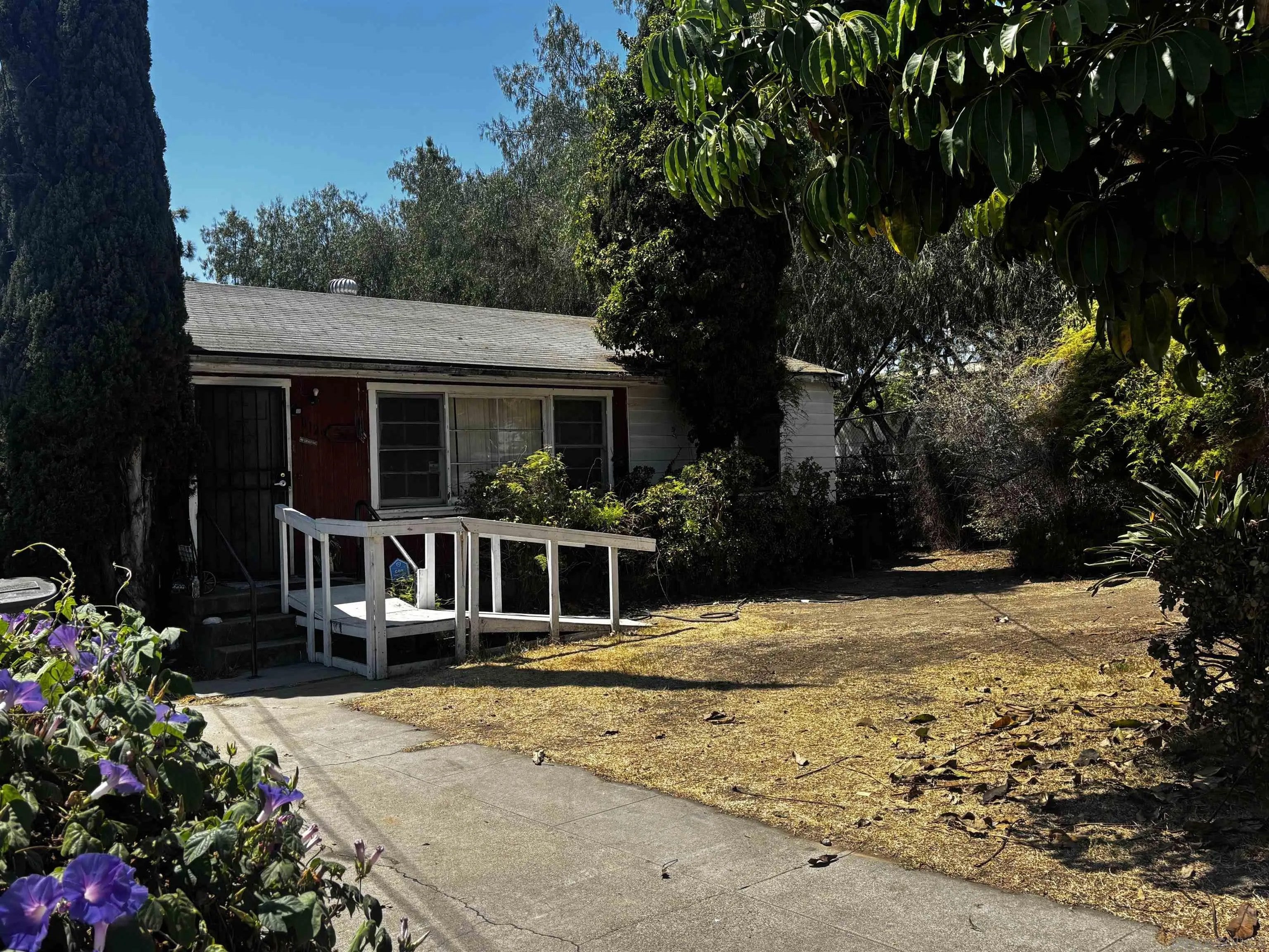 8129 Lemon Grove — photo