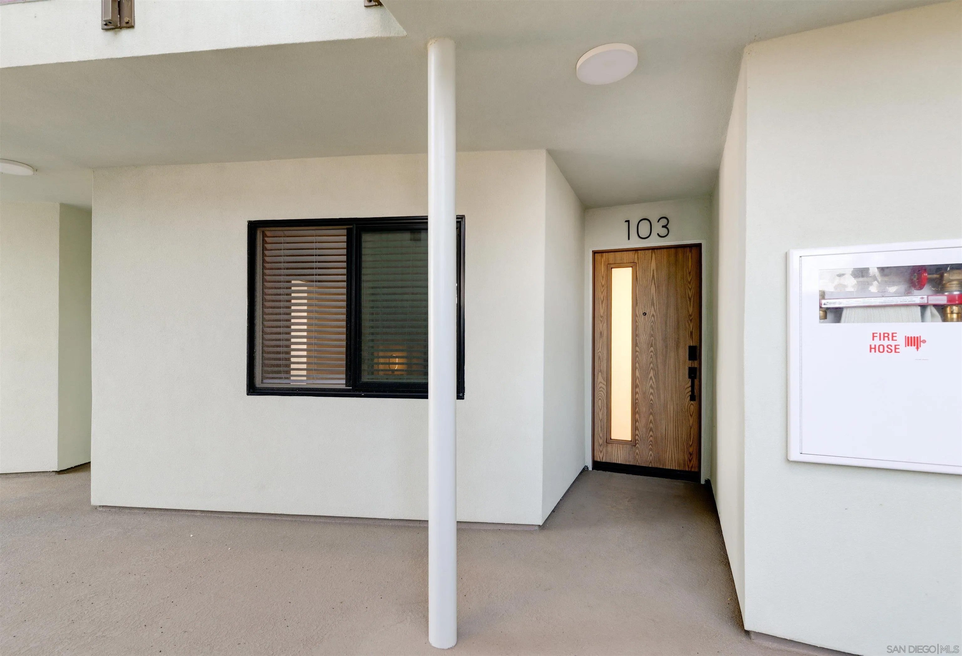 4909 Orchard Avenue 103 — photo