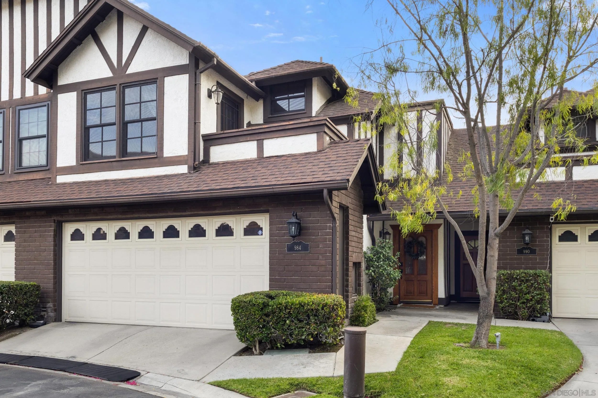 984 S Rim Crest Dr 7 — photo