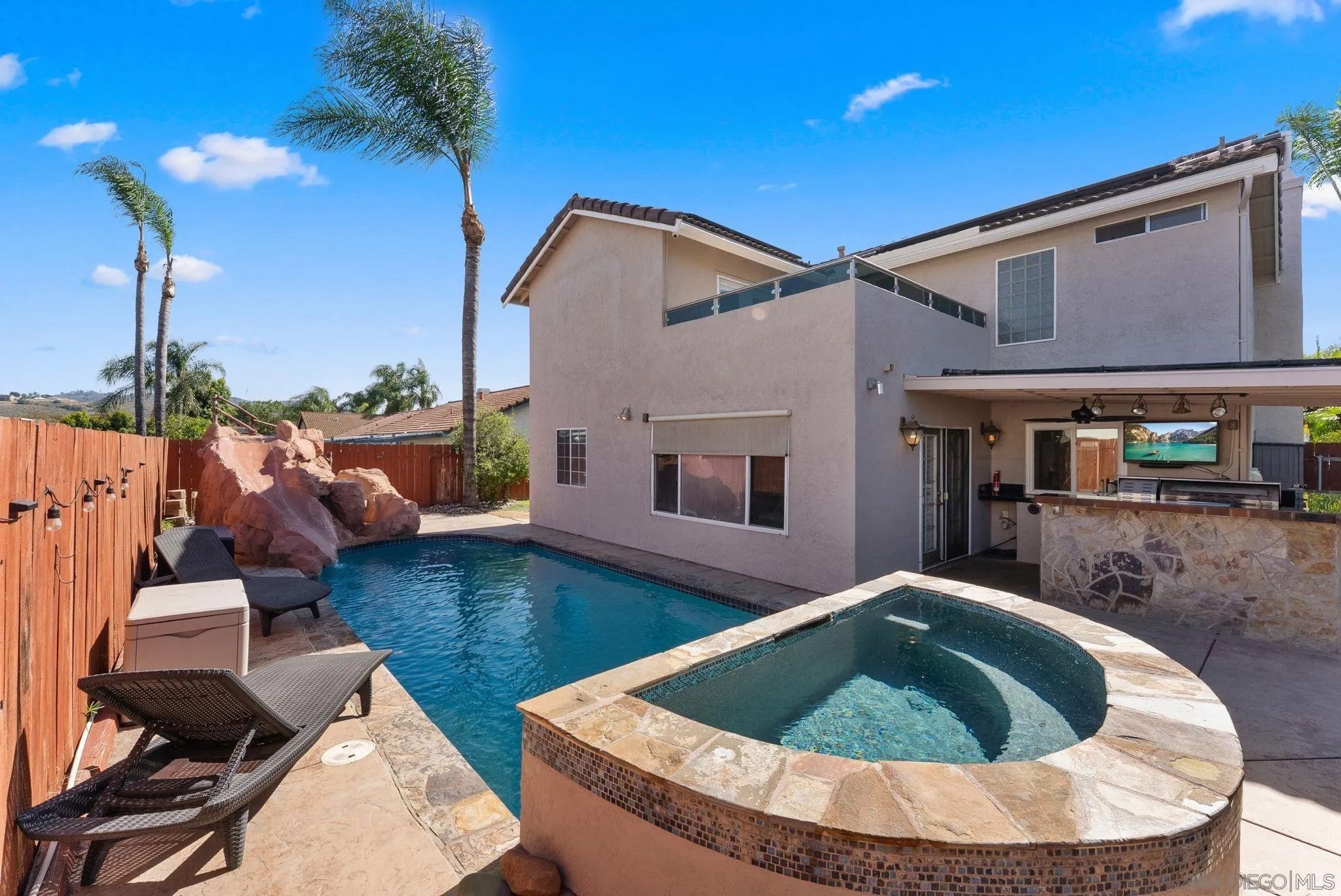 10253 Paseo Park — photo