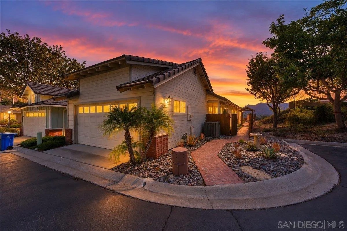 1315 Buttonbrush Ln — photo