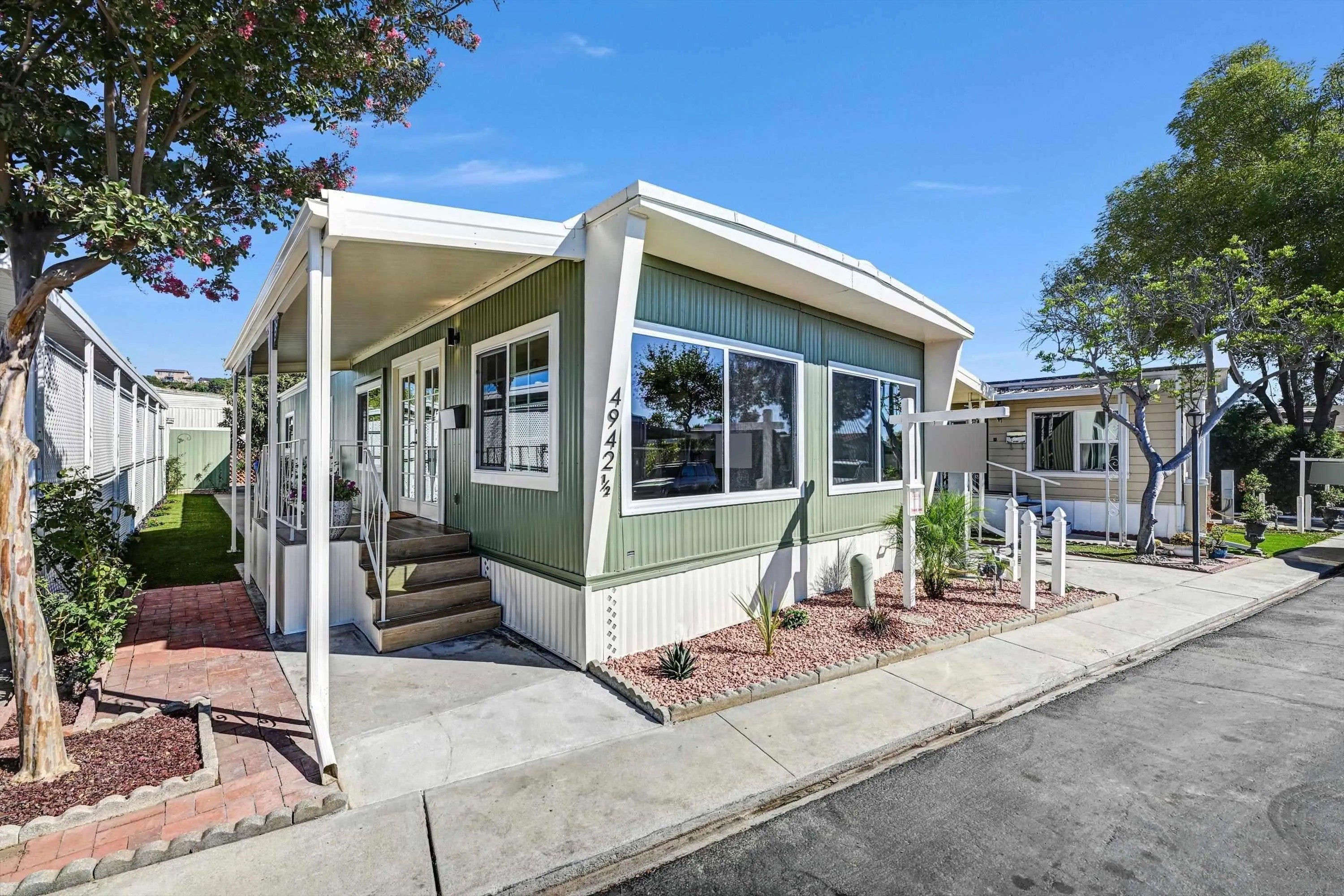 4942 1/2 Old Cliffs Rd. — photo