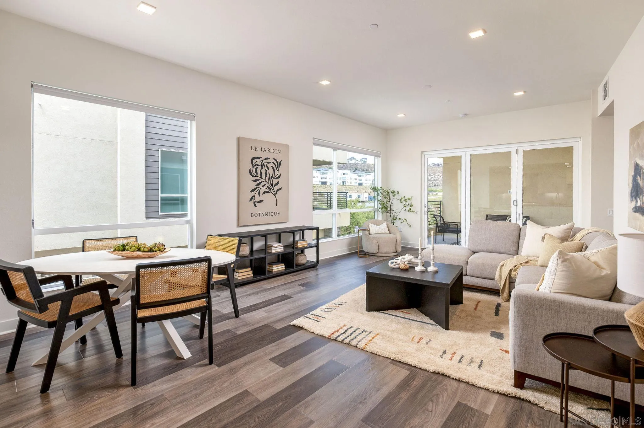 2420 Community Ln Unit 34 — photo