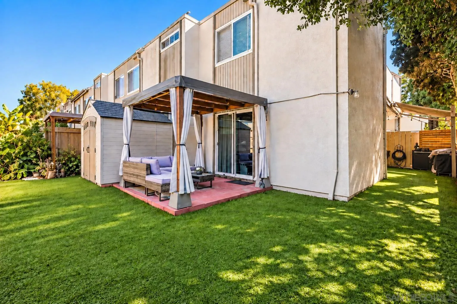 8022 Linda Vista Rd. Unit 1M — photo