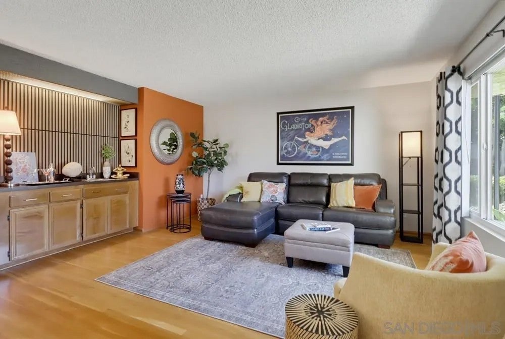 4075 Asher St 24 — photo