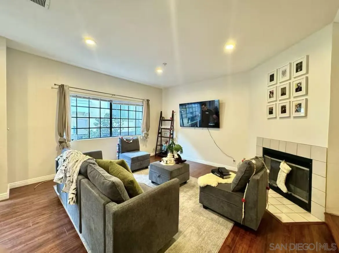 408 N Curtis Ave Unit C — photo
