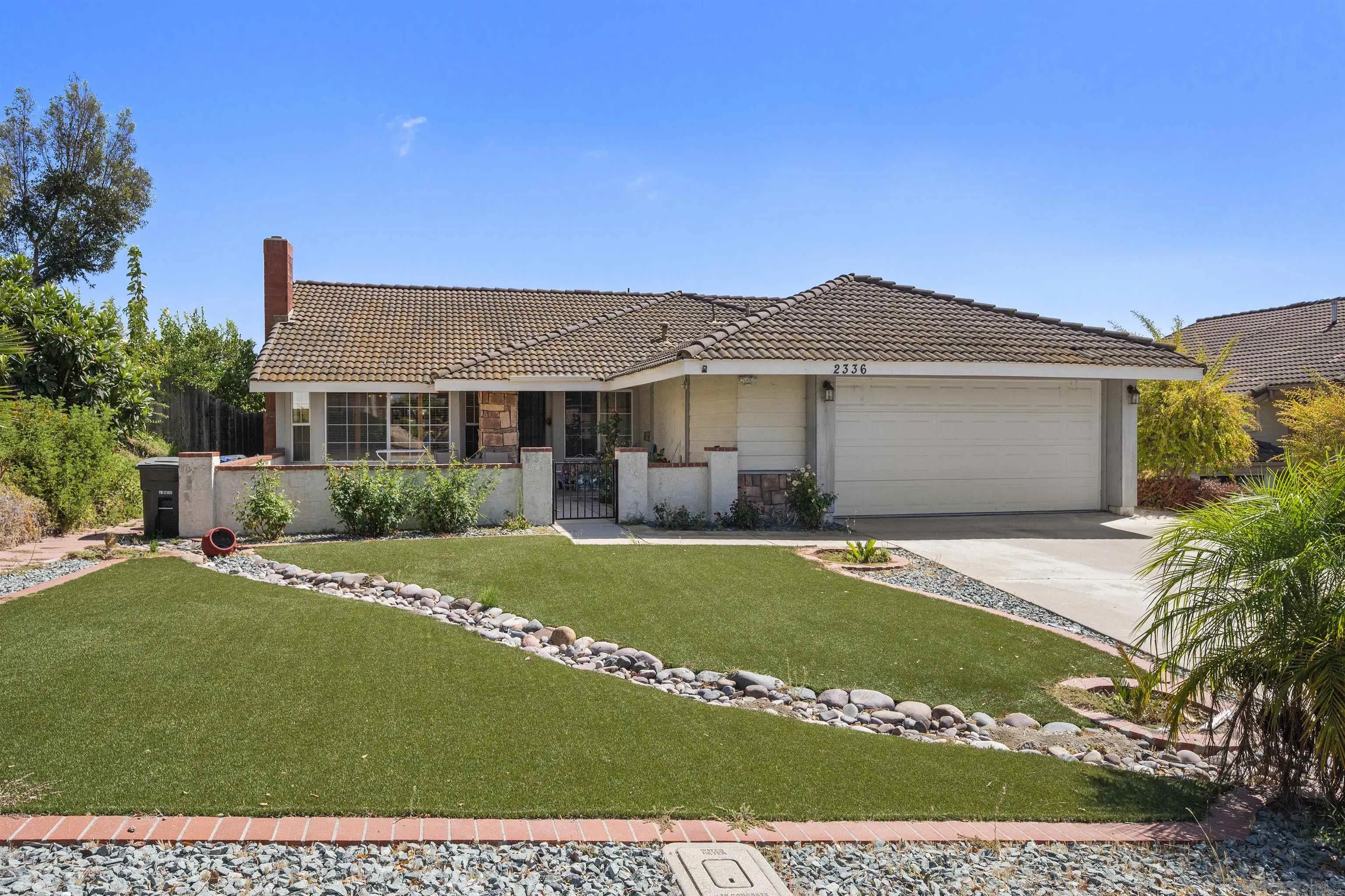 2336 Wind River Rd — photo