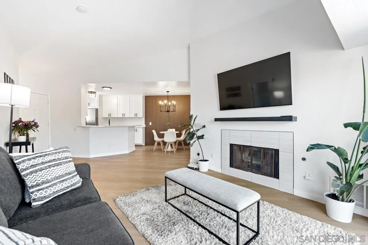 7048 Camino Degrazia Unit 237 — photo