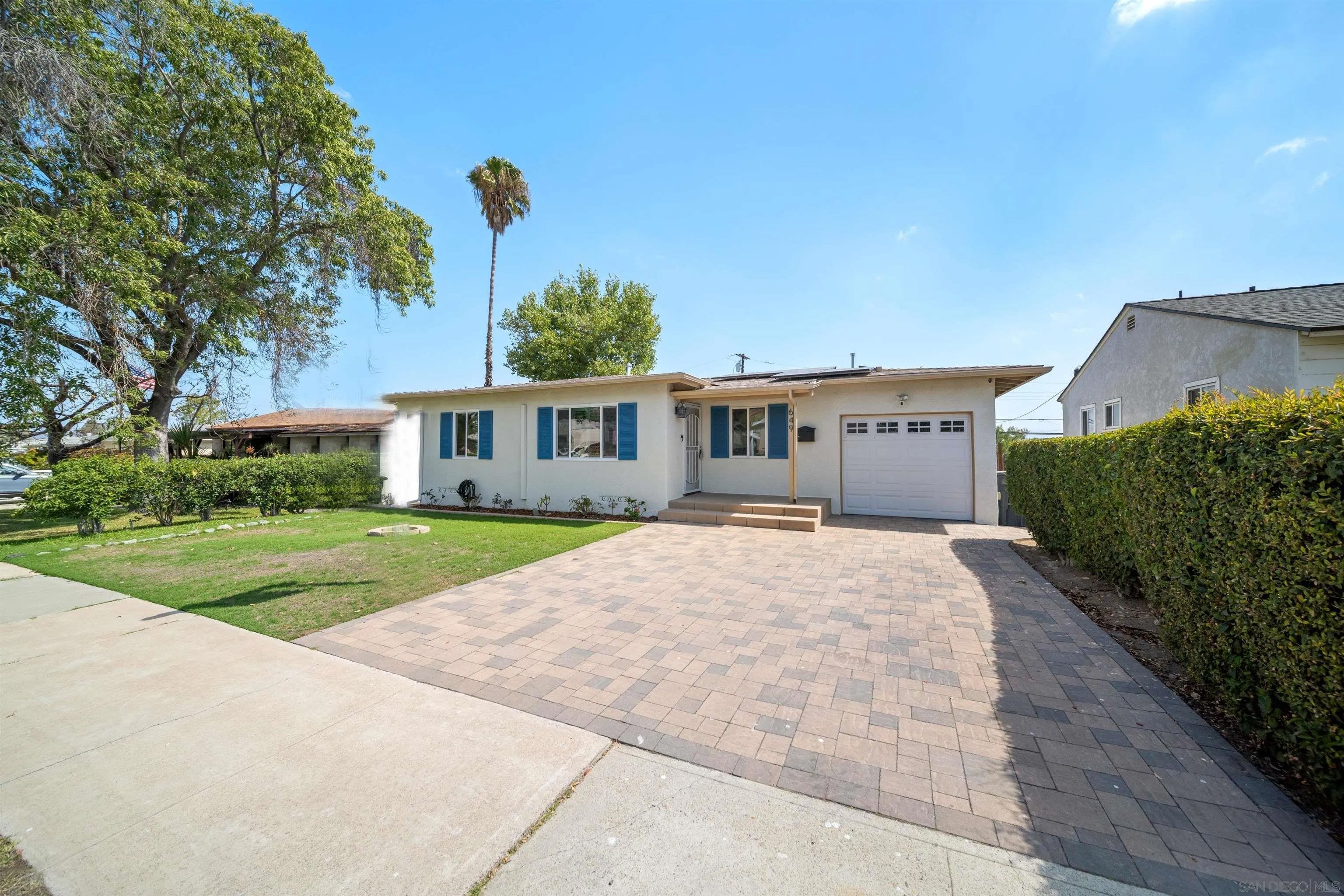649 N Cuyamaca — photo