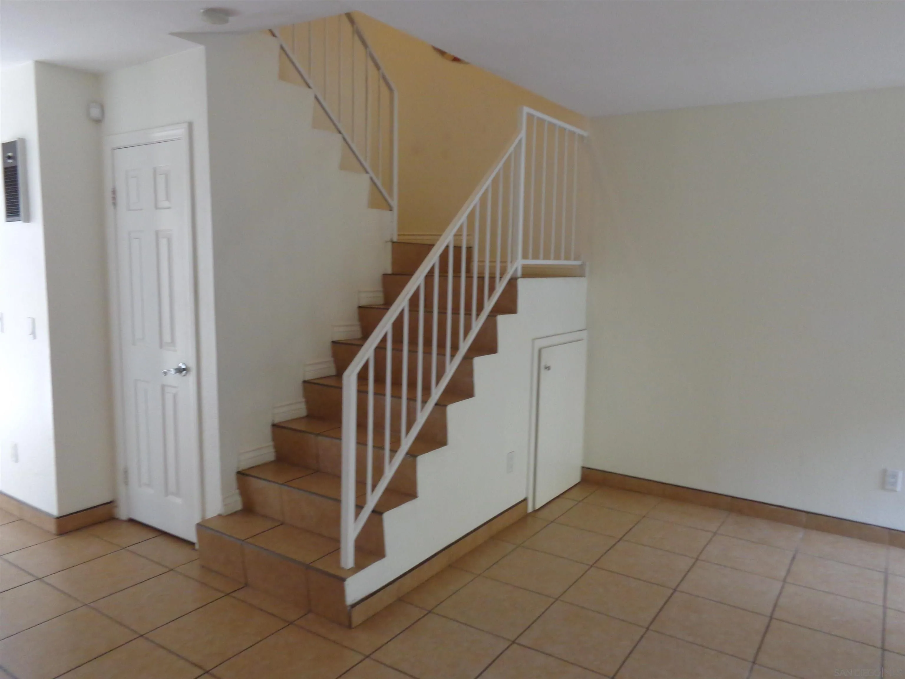 2348 Smythe Ave. Unit 14 — photo