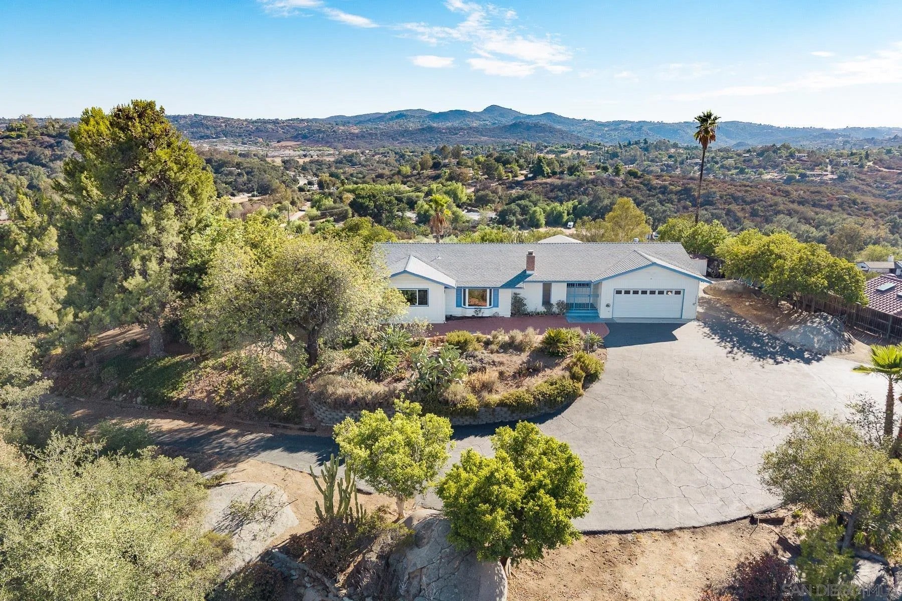 13823 Jake Road — photo