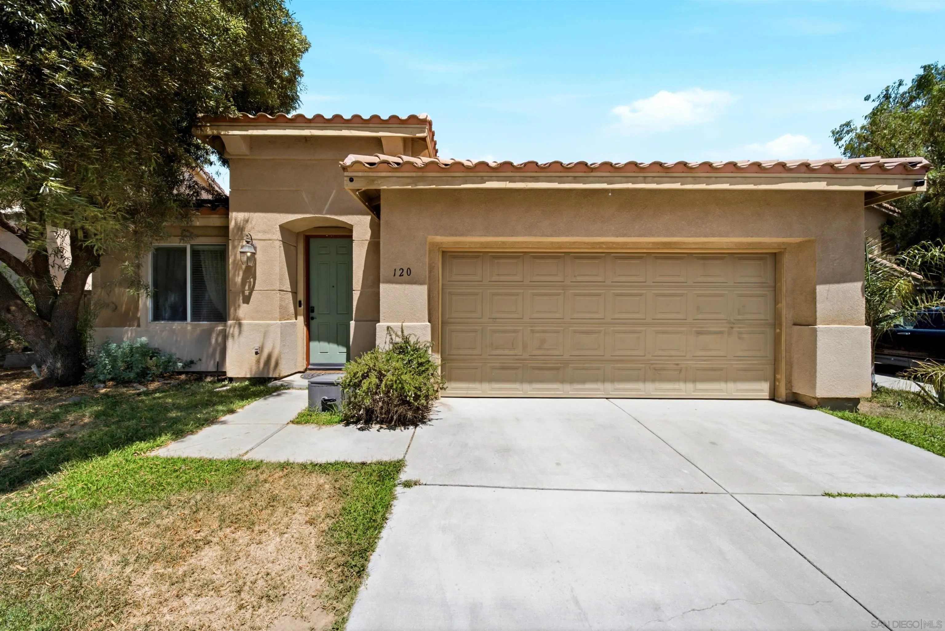 120 Estancia Way — photo