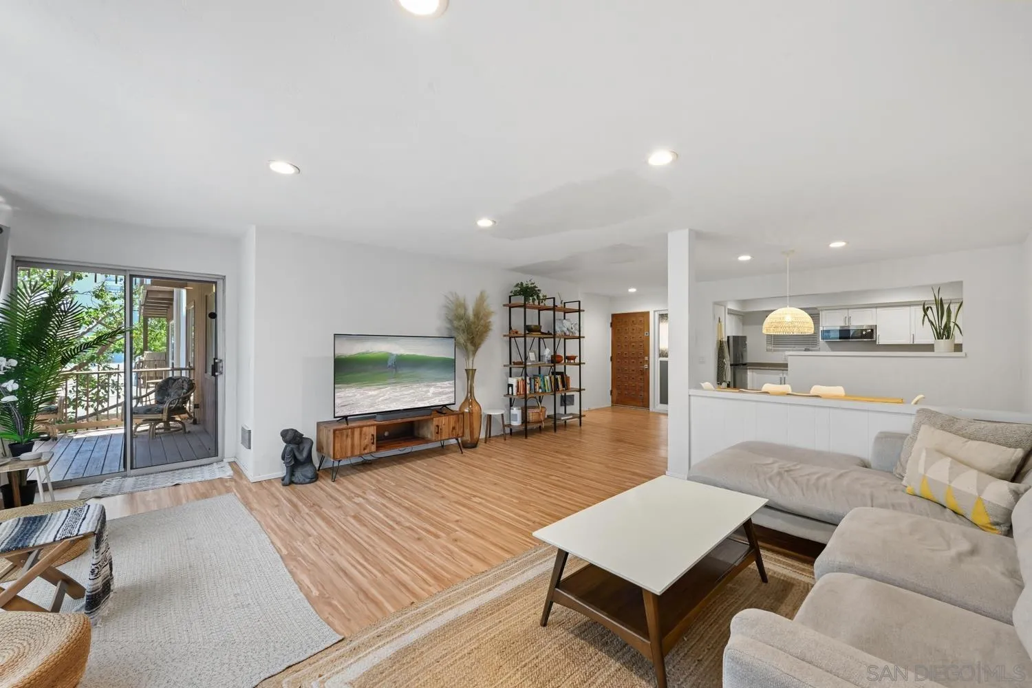 2610 Torrey Pines Rd. Unit C22 — photo