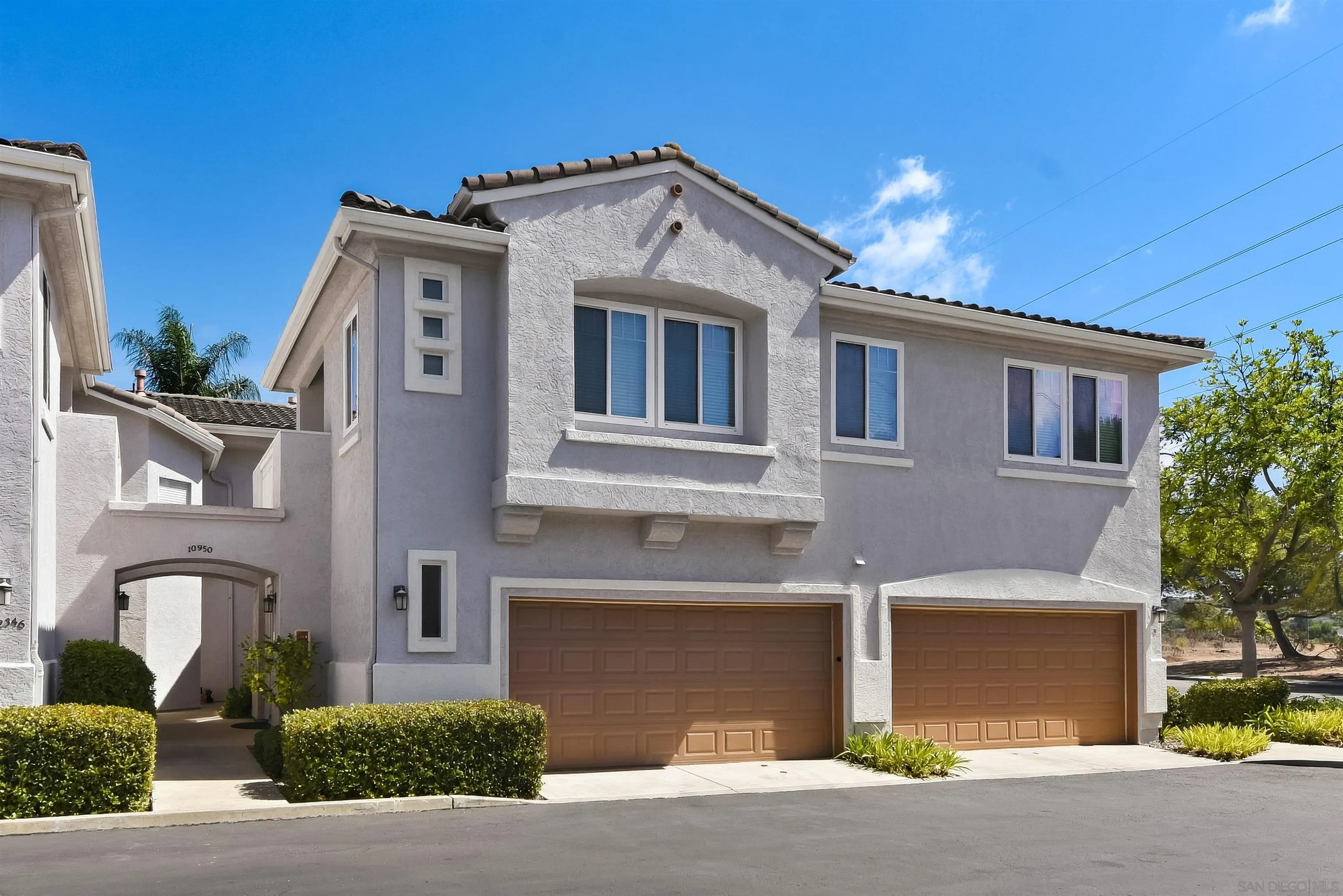 10950 Ivy Hill Dr Unit 4 — photo