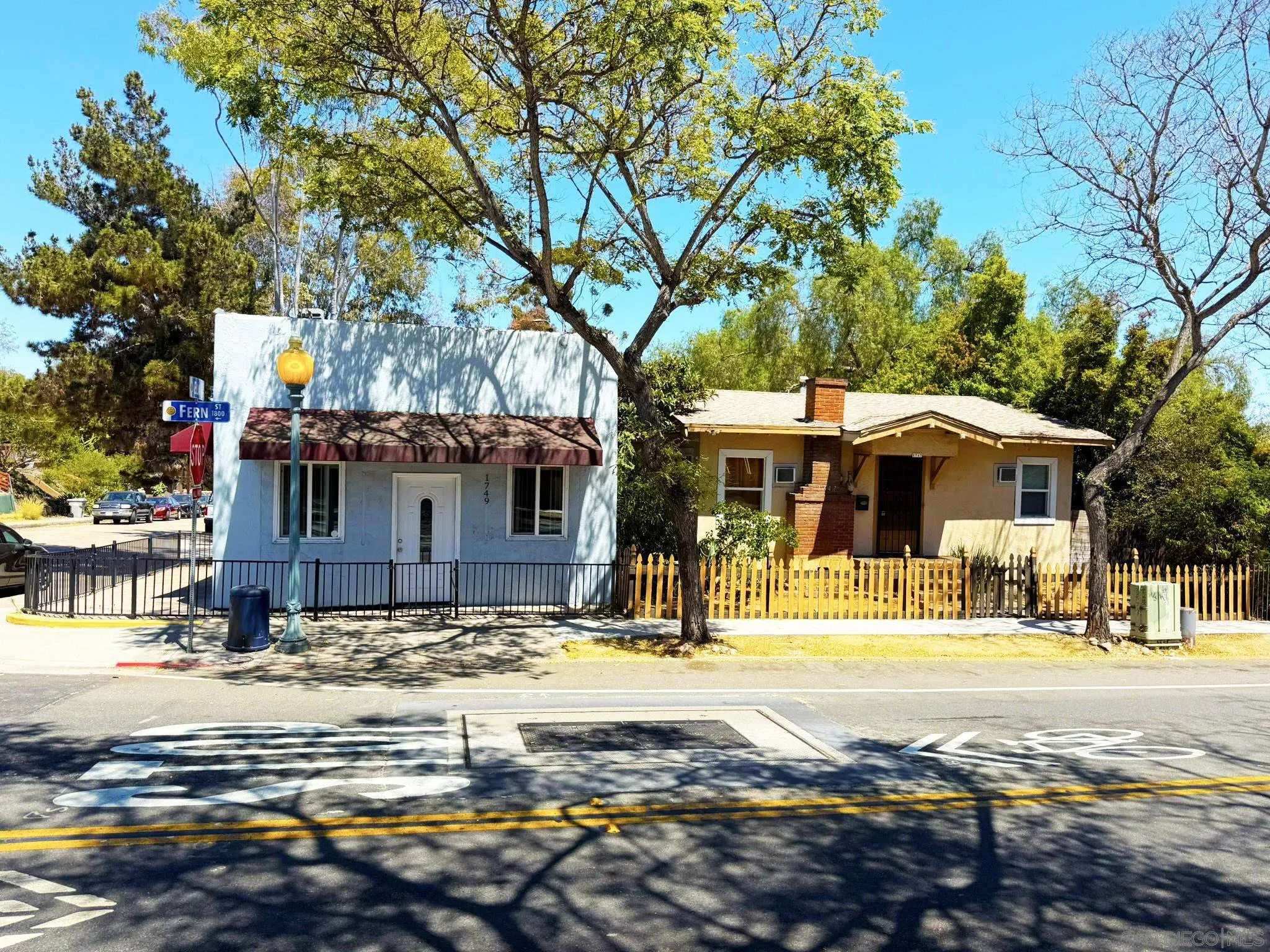 1747-1749 Fern St. — photo