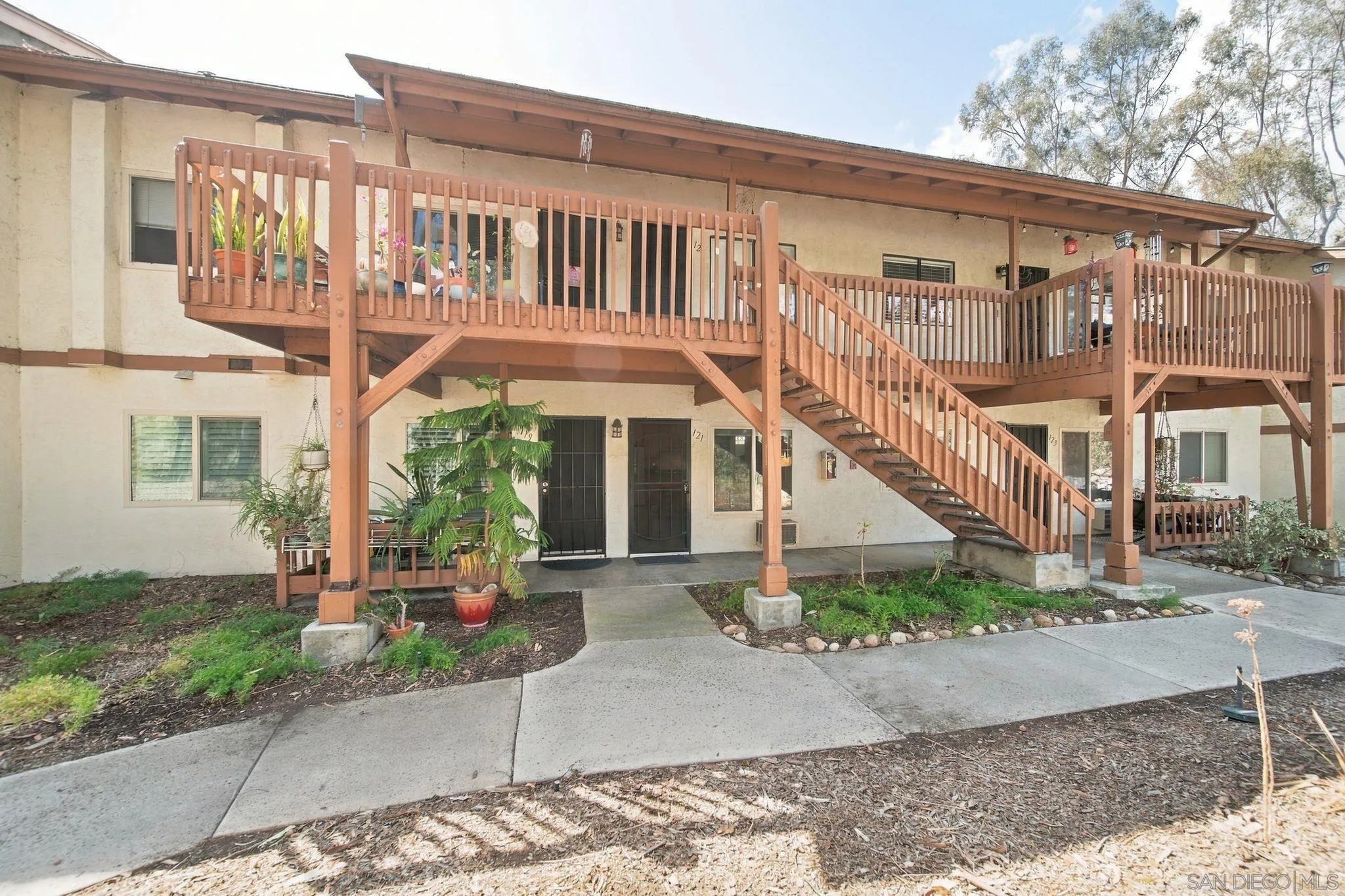 6394 Rancho Mission Rd Unit 121 — photo