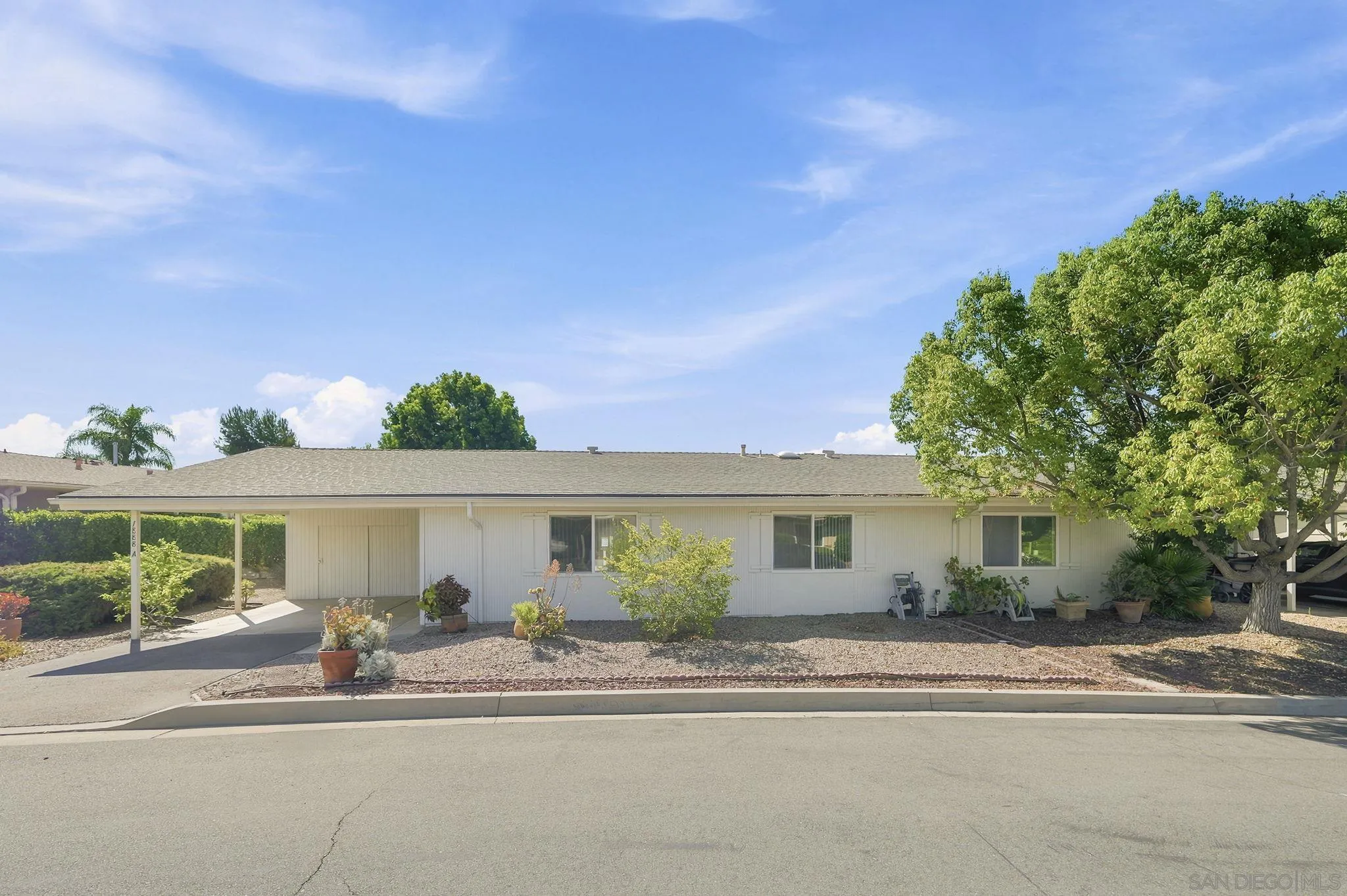 1888 Fairway Park Unit a — photo