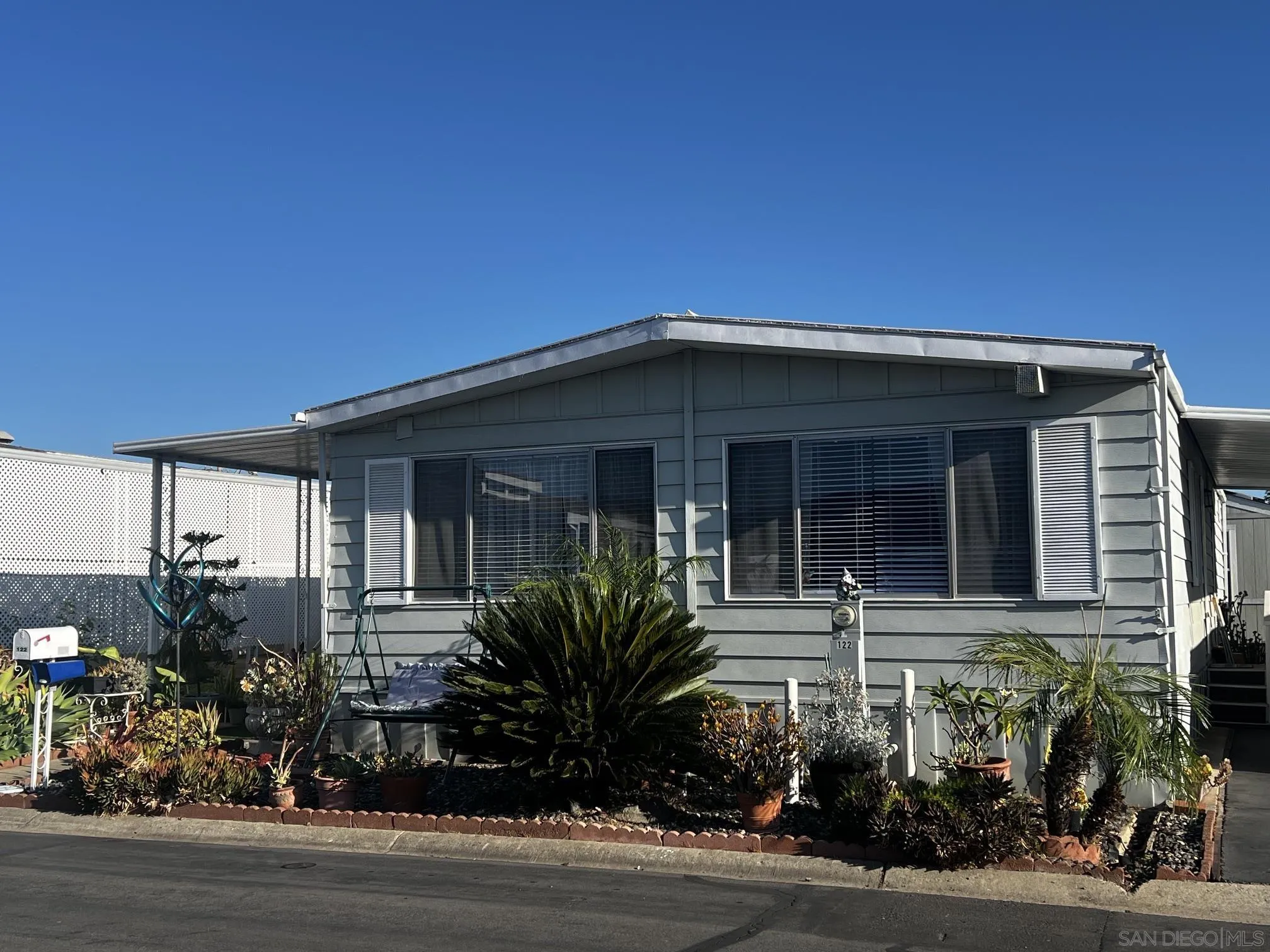 2280 E Valley Parkway Unit 122 — photo
