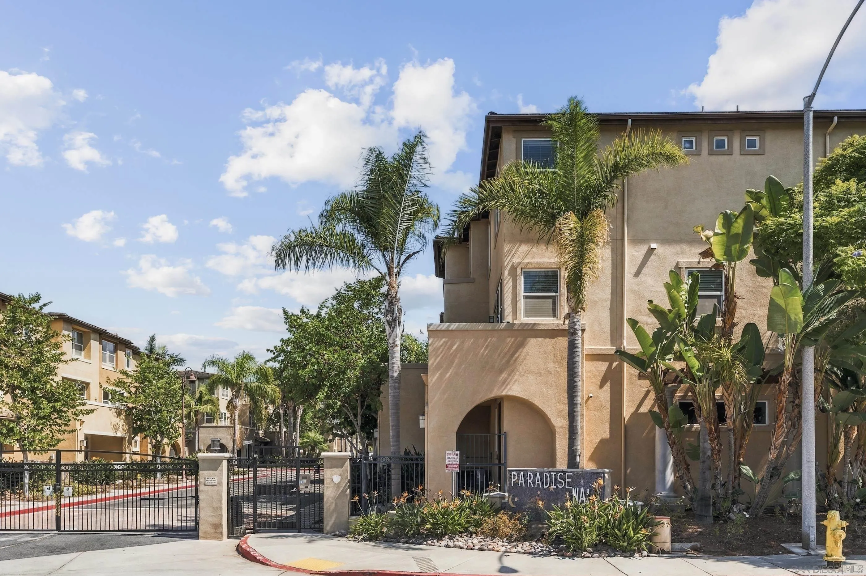710 Paradise Way — photo