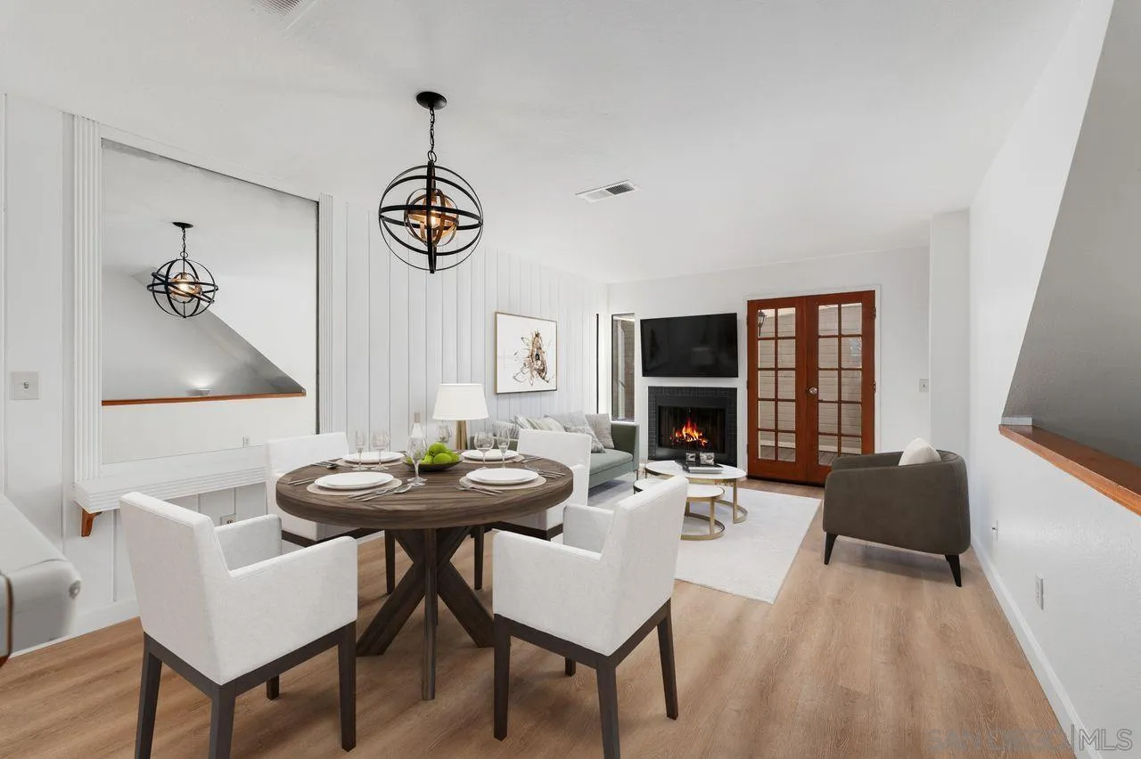 9250 Towne Centre Drive Unit 6 — photo