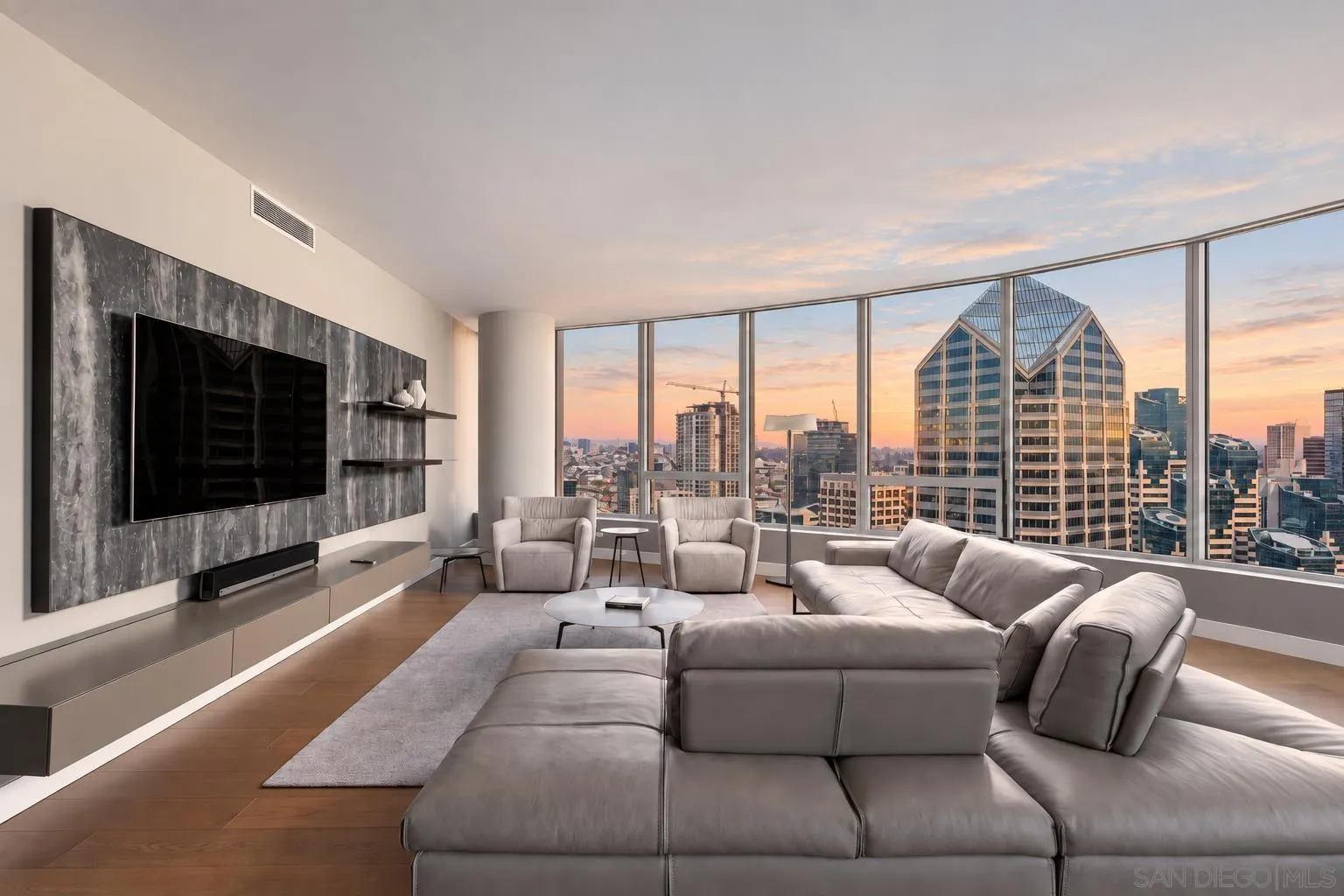 888 W E Street Unit 3304 — photo
