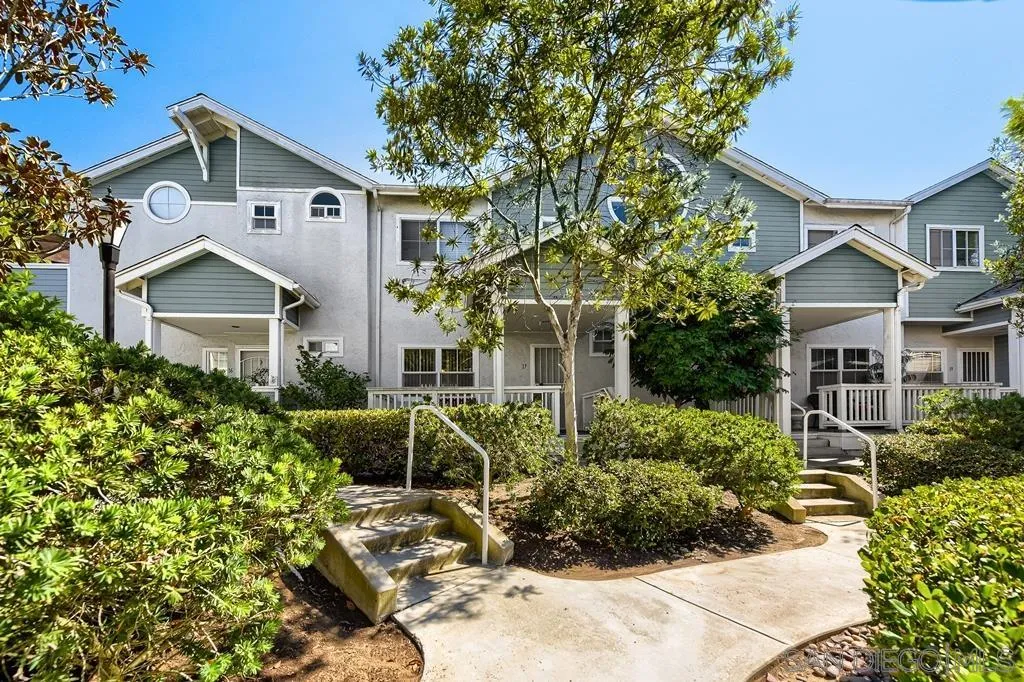 10070 Scripps Vista Way Unit 17 — photo