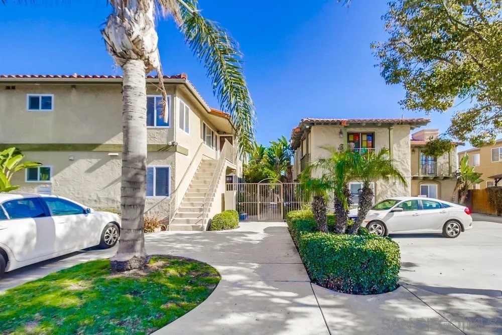3769 Wilson Ave Unit 2 — photo