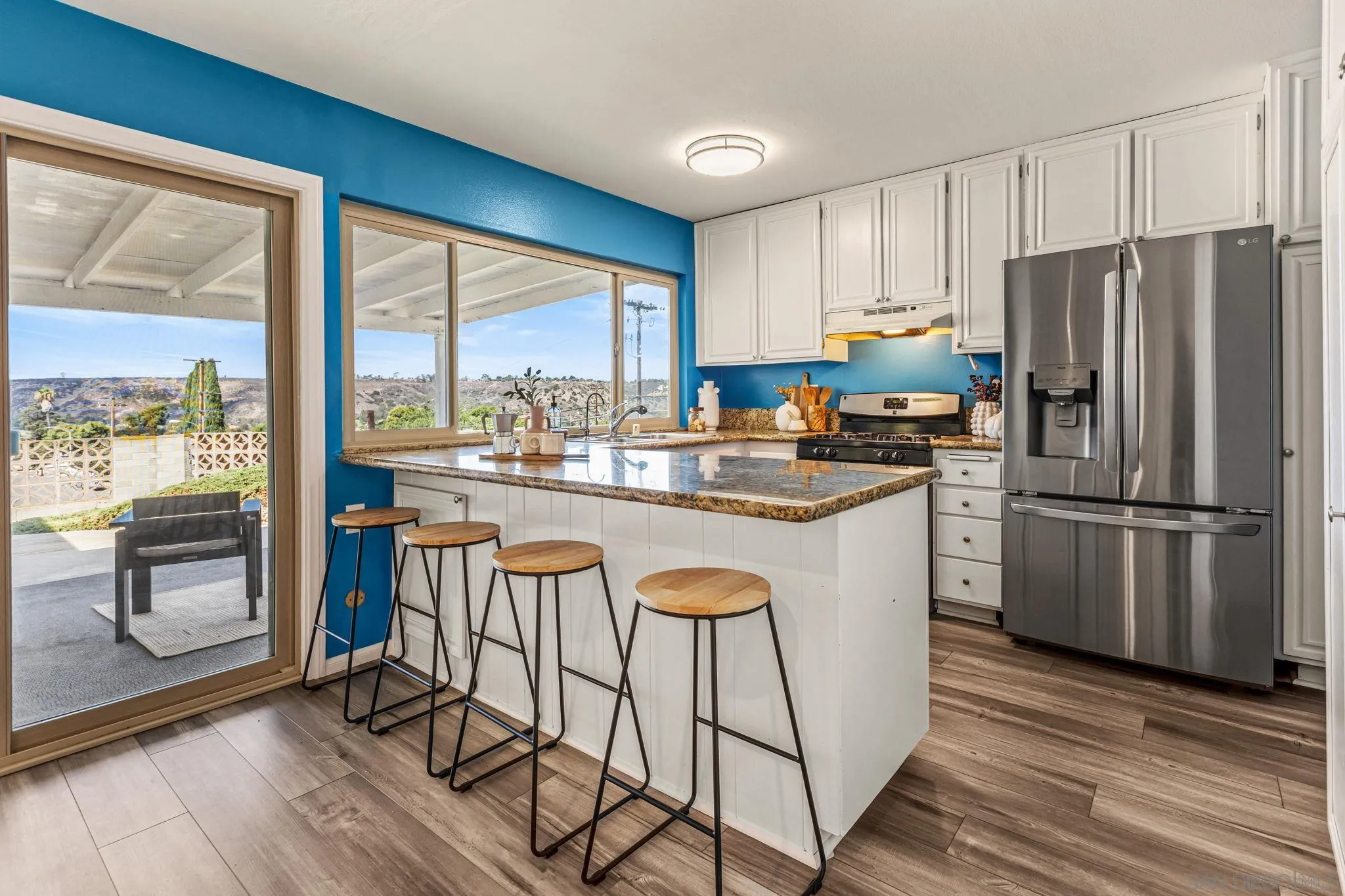6796 Greenbrier Court — photo