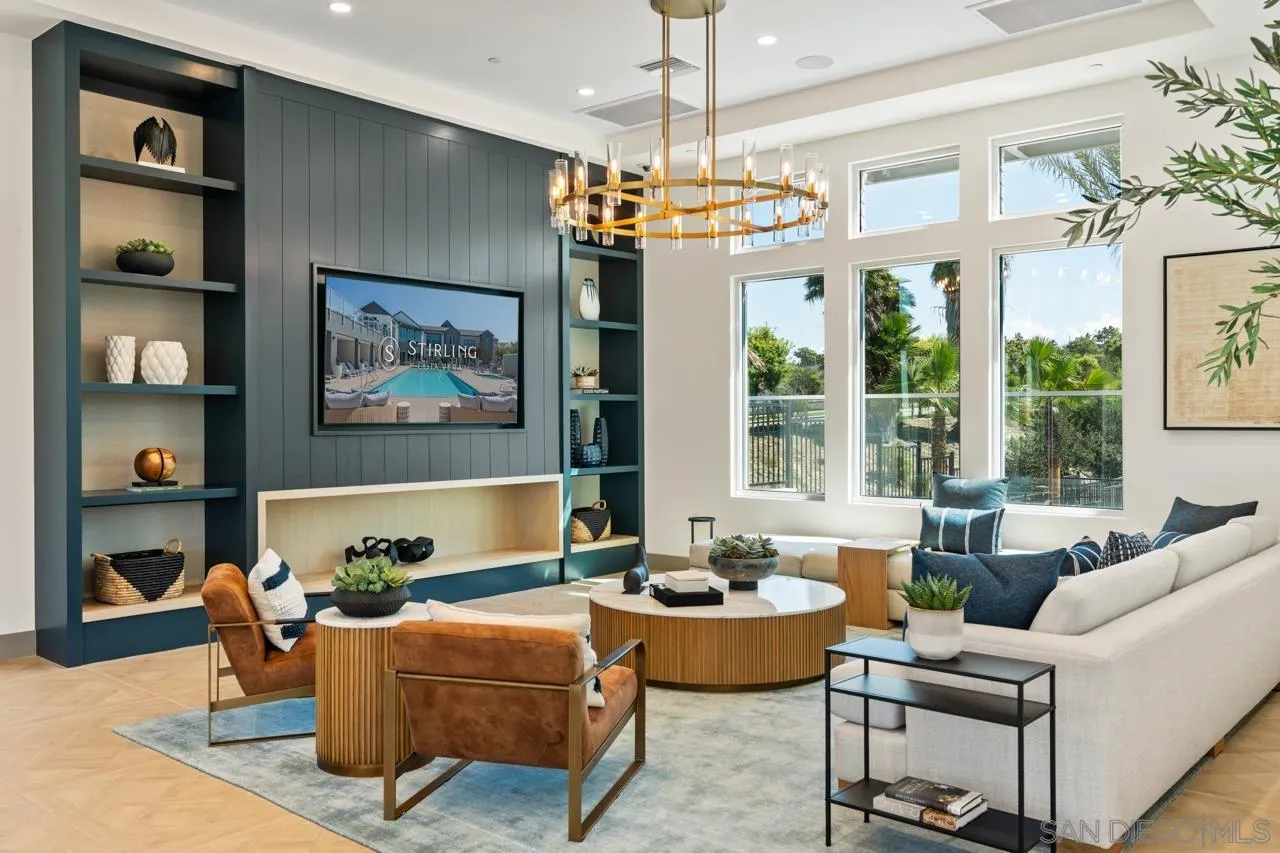 5010 Avenida Lugano Unit 6 — photo
