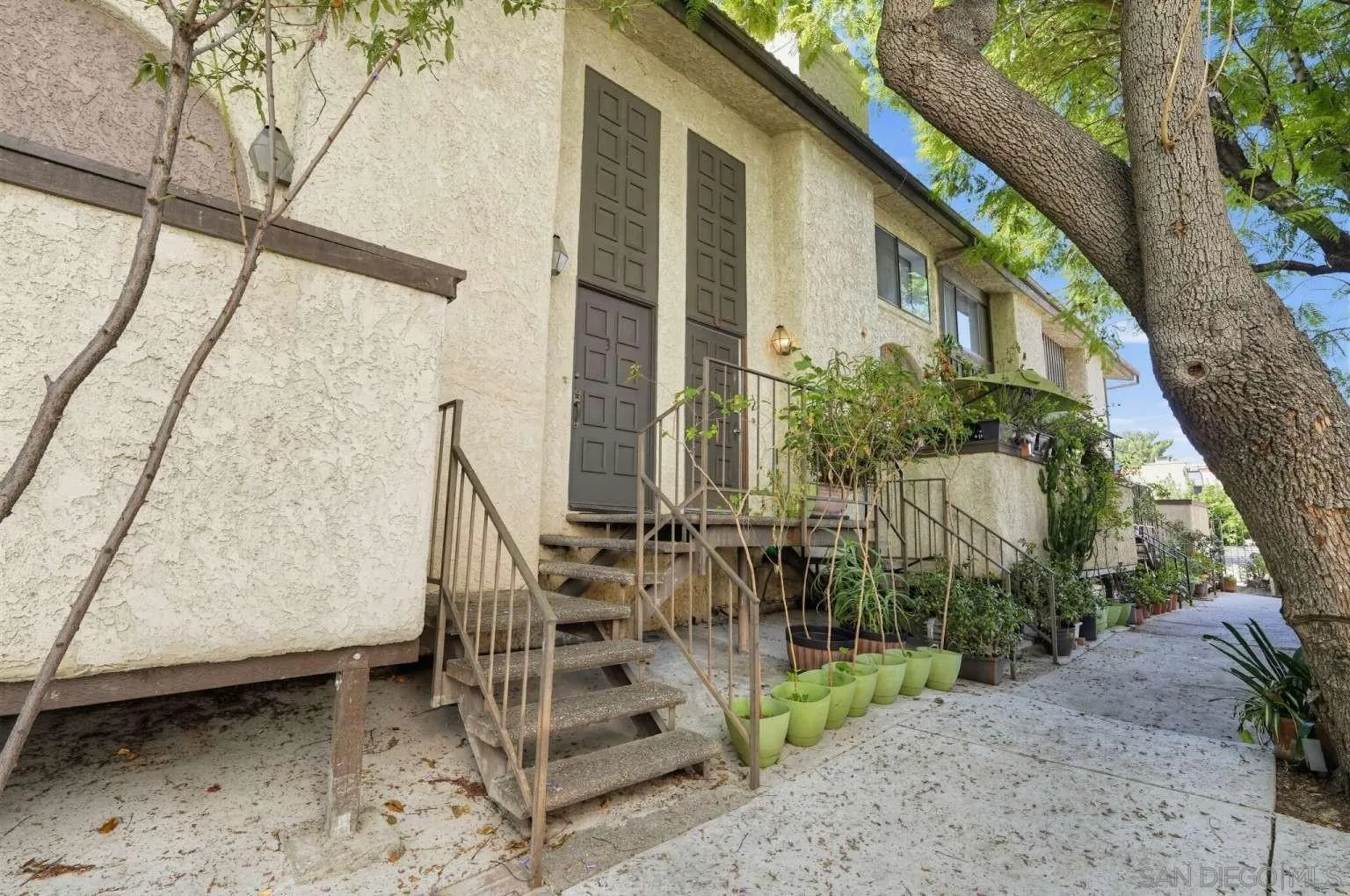 8750 Kester Ave Unit 31 — photo