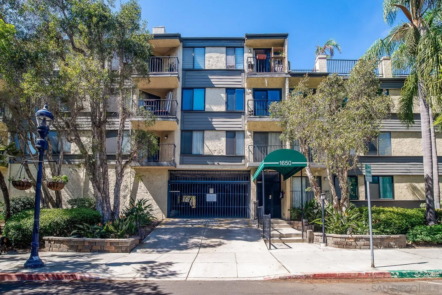 1650 8th Ave Unit 302 — photo