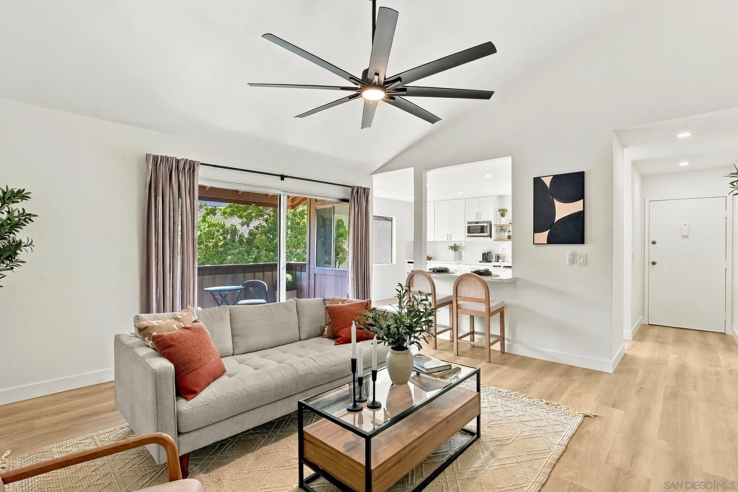 5553 Adobe Falls Unit 14 — photo