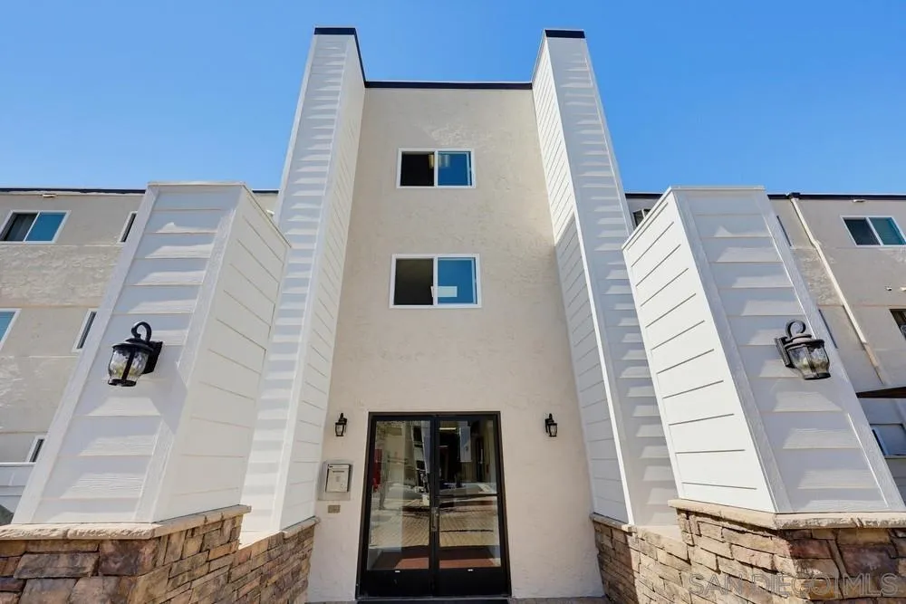 3140 Midway Dr Unit a202 — photo