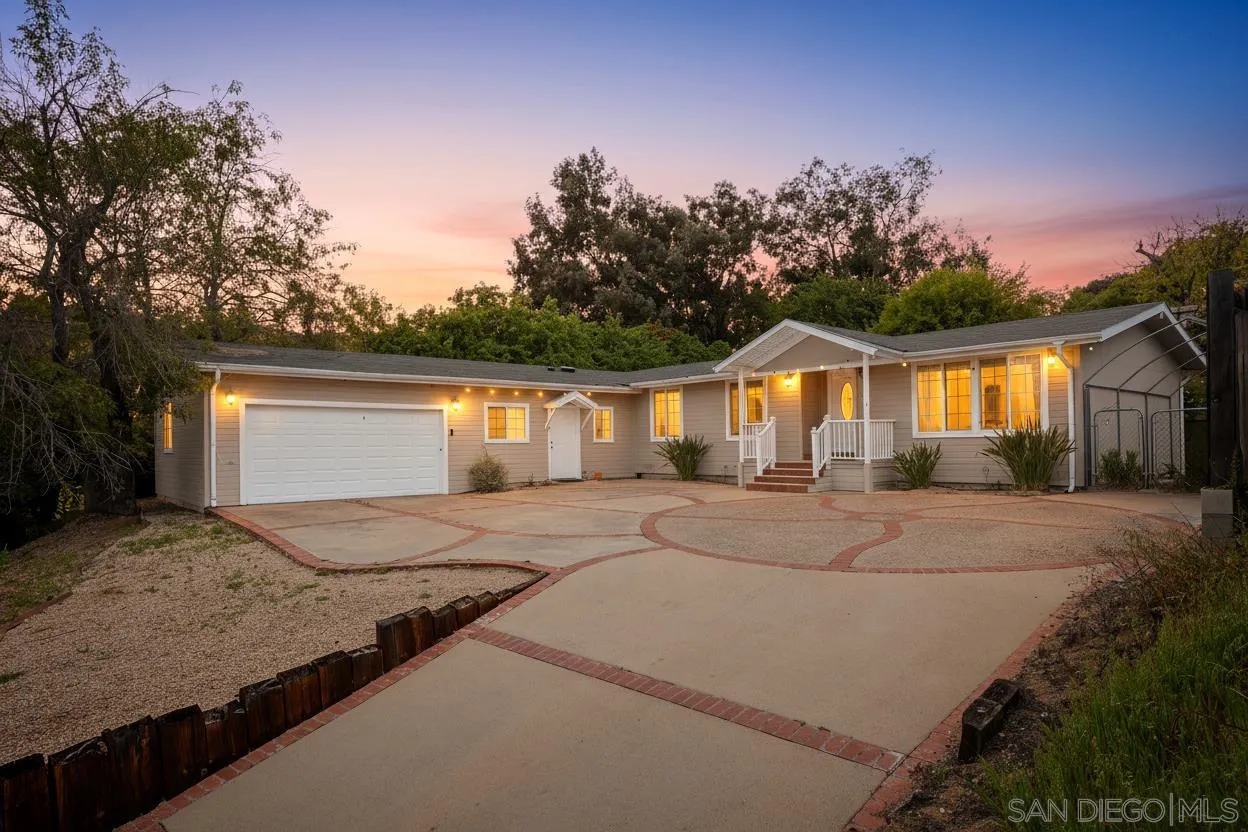 12452 Janet Kay Way — photo