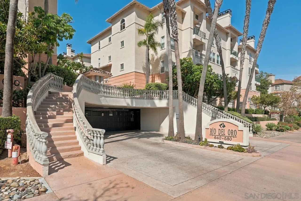 680 Camino De La Reina Unit 2201 — photo