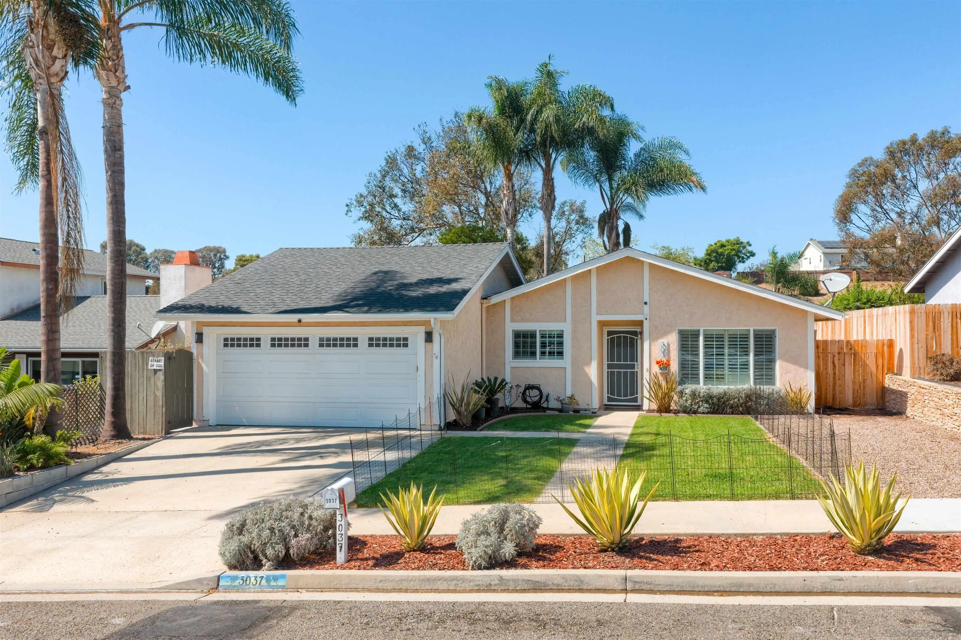 3037 Camarillo Ave. — photo