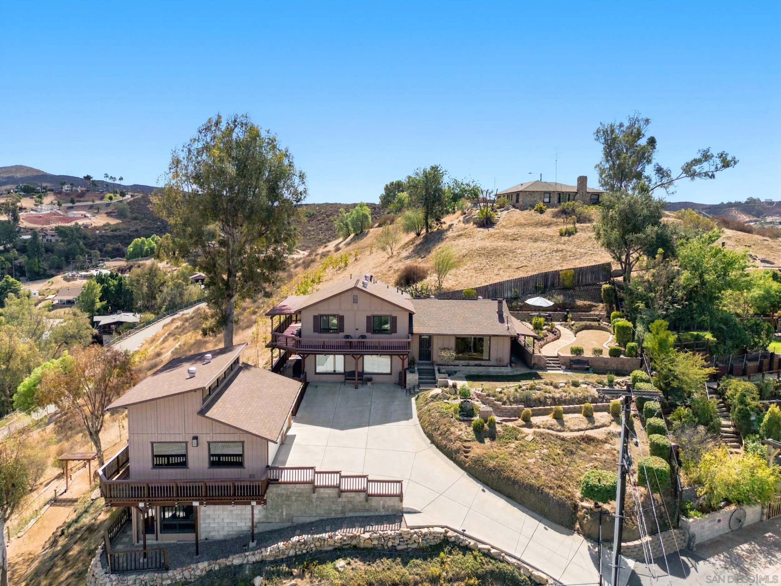 12886 Castle Court Drive — photo