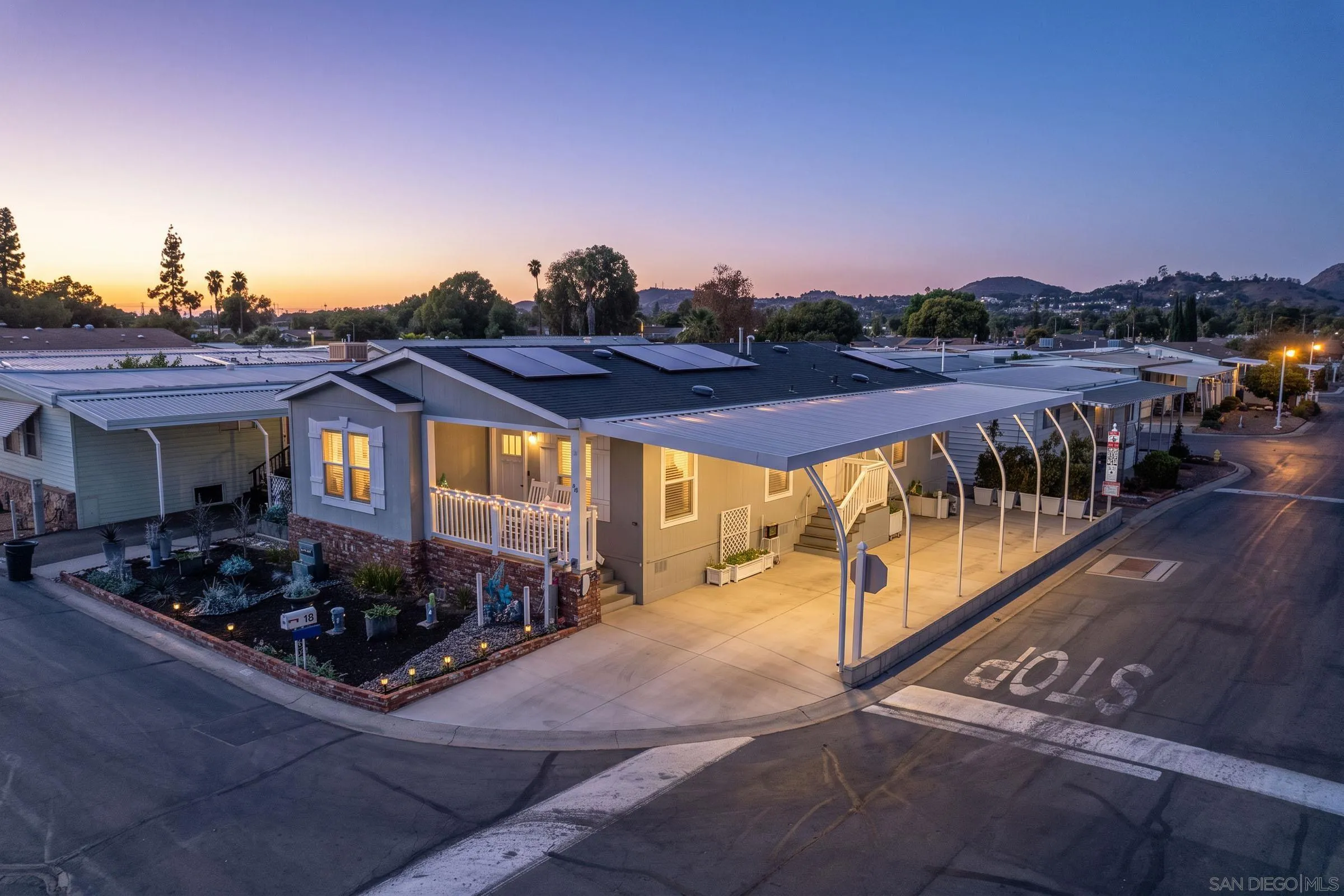 2280 E Valley Pkwy Unit 50 — photo