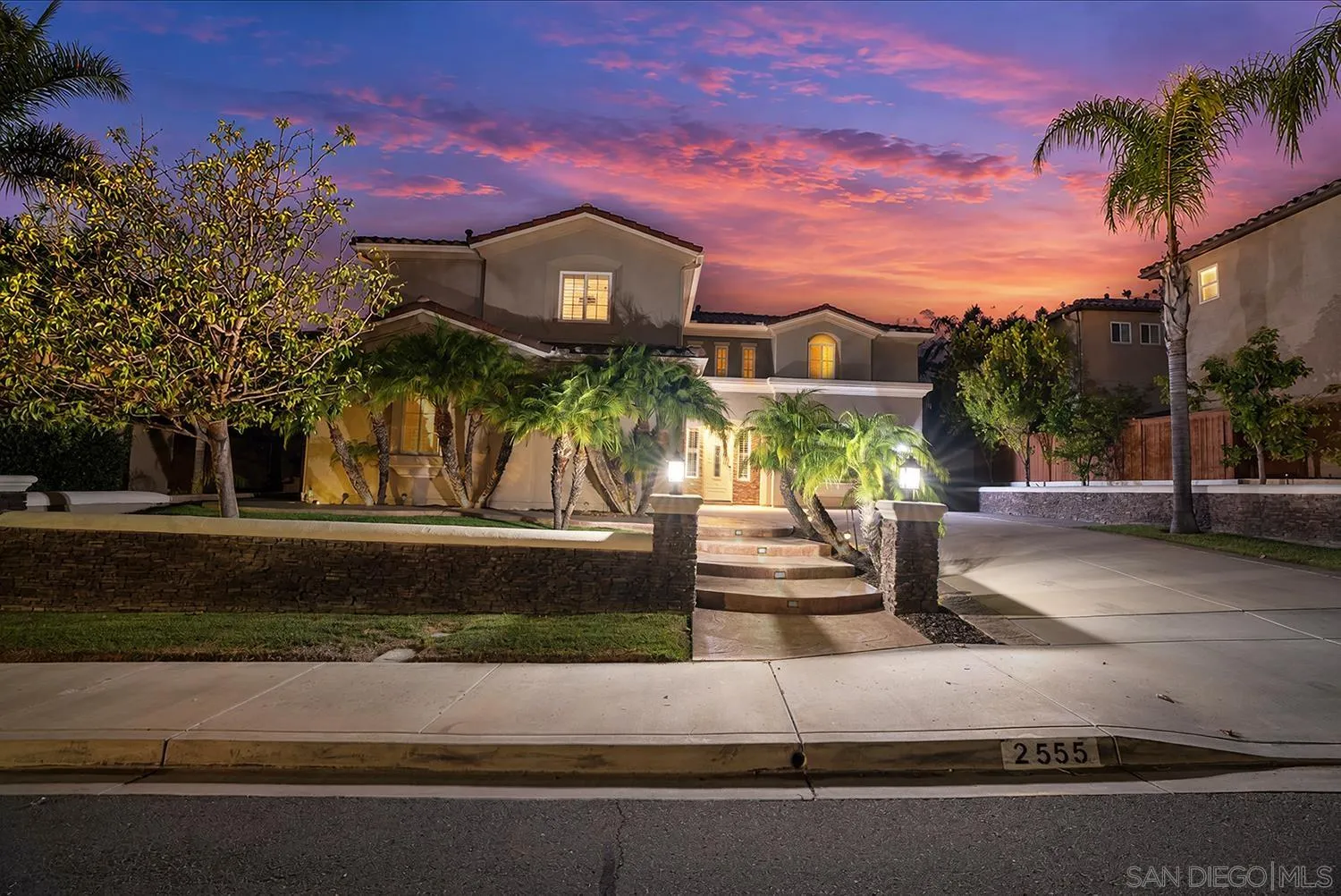 2555 Crooked Trail Rd — photo