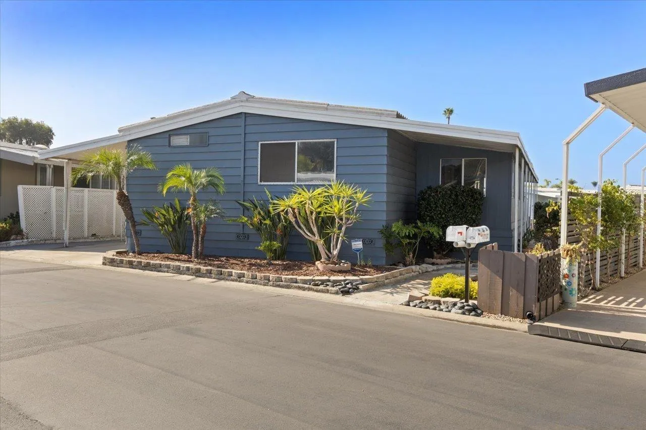 7019 San Carlos Street Unit 73 — photo