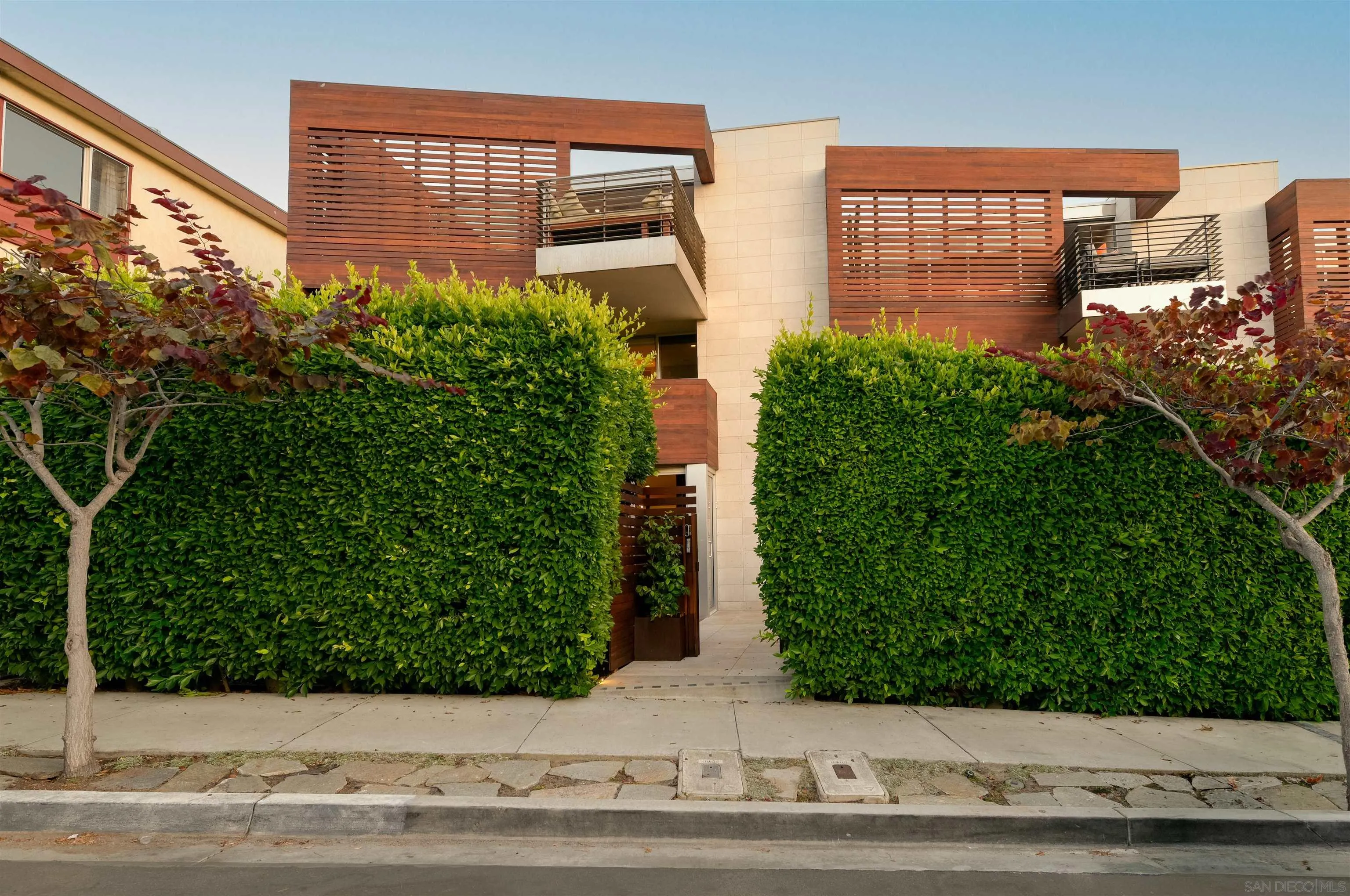 435 Ravina — photo