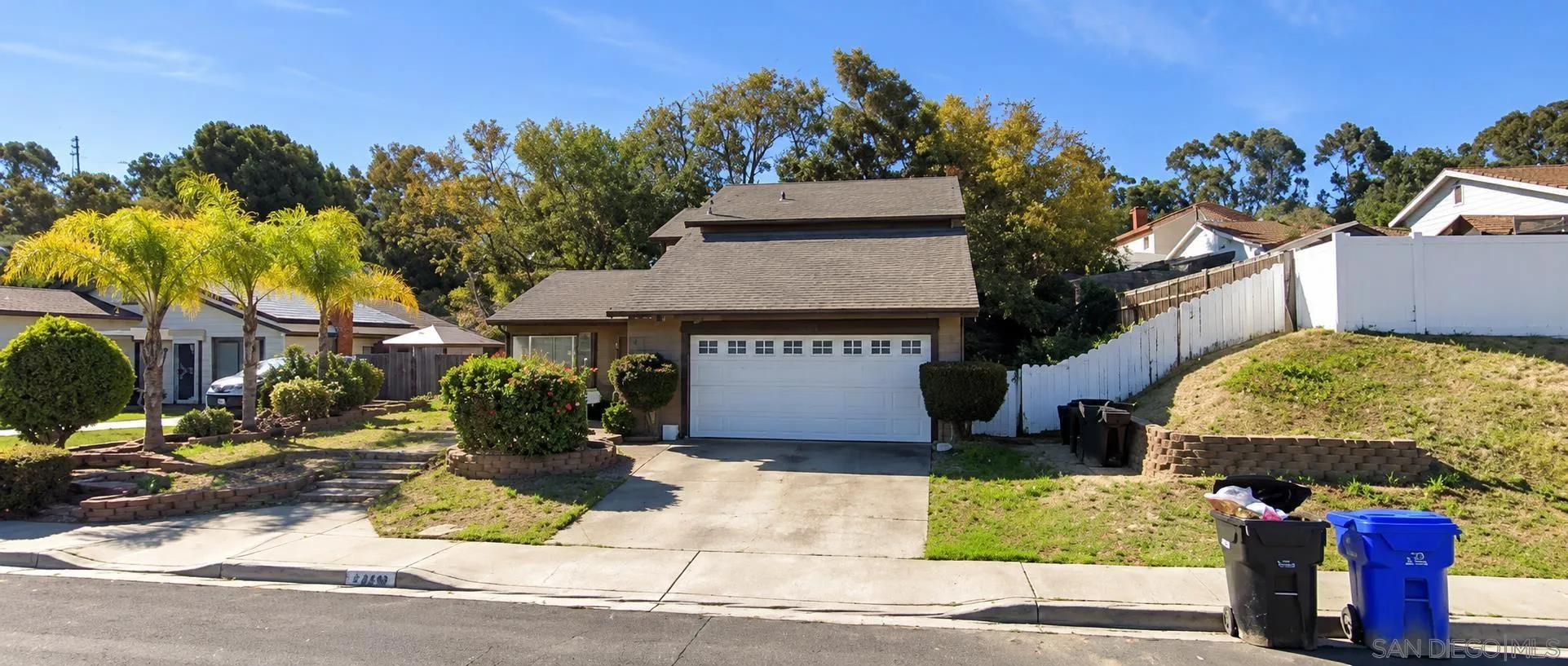 7059 Bullock Dr — photo