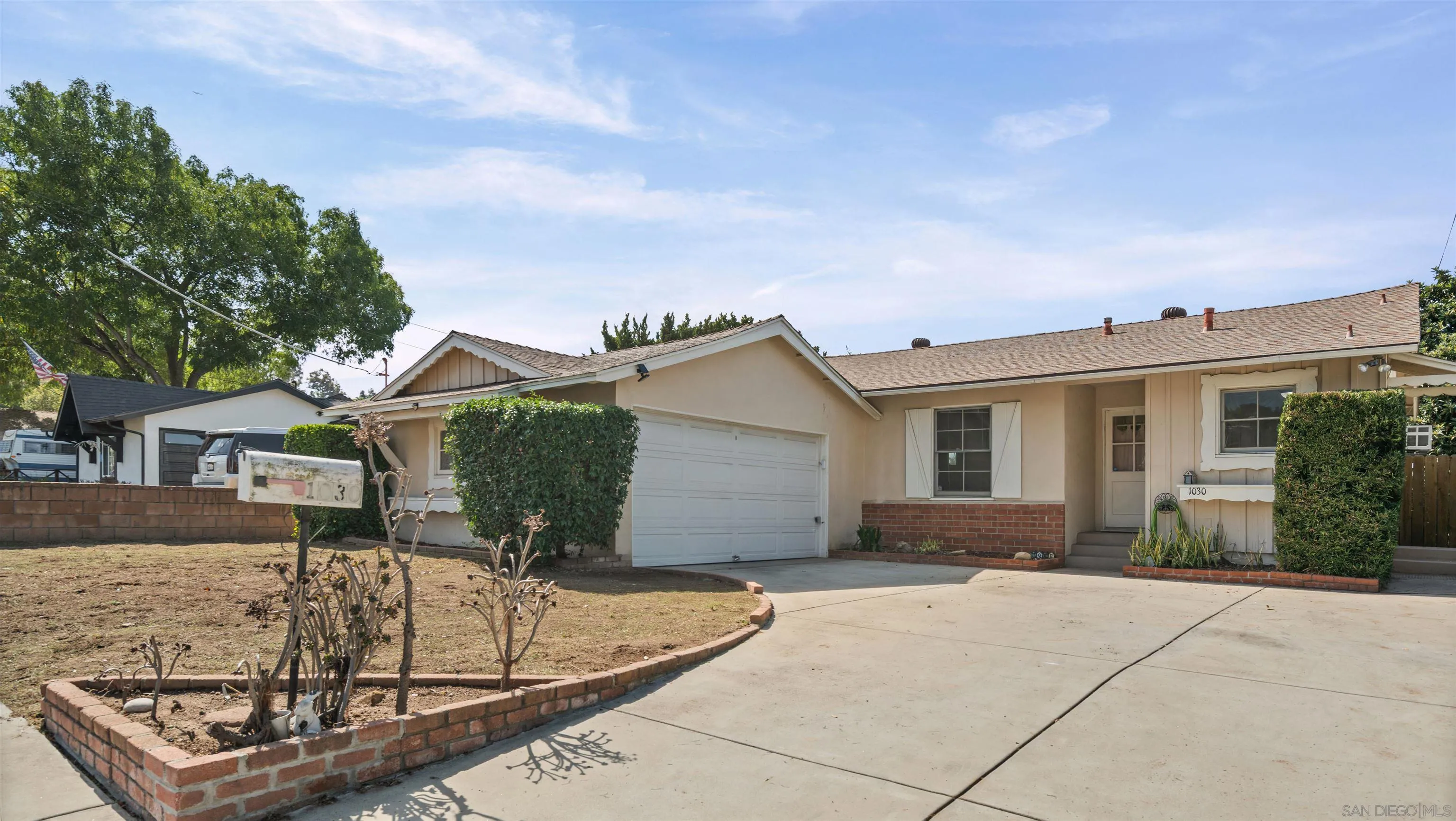 1030 Alveda Ave — photo