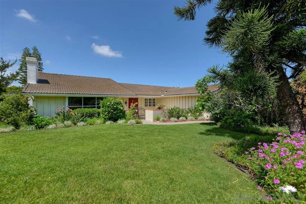 2765 Inverness Ct — photo
