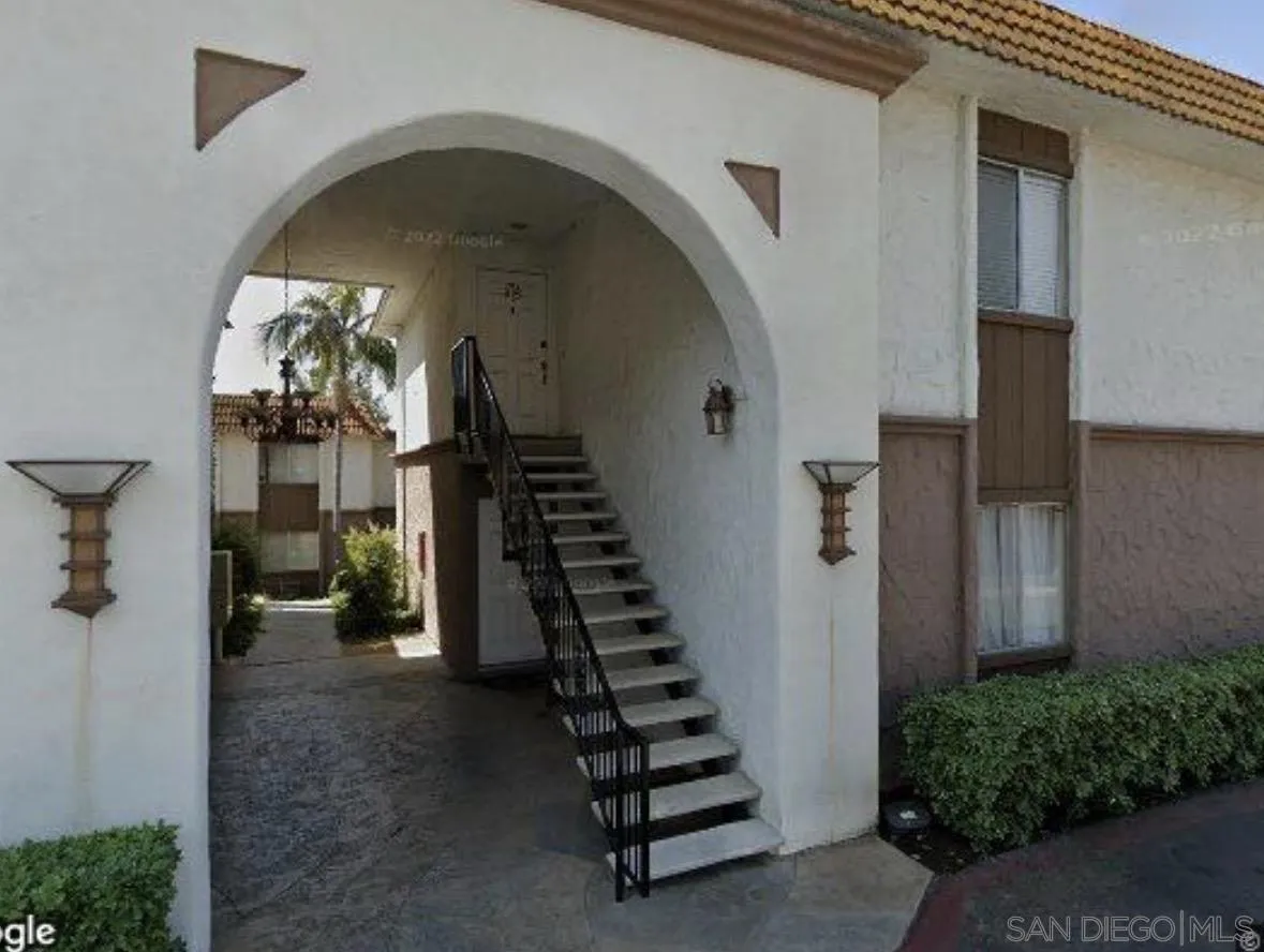 10235 Madrid Unit 155 — photo