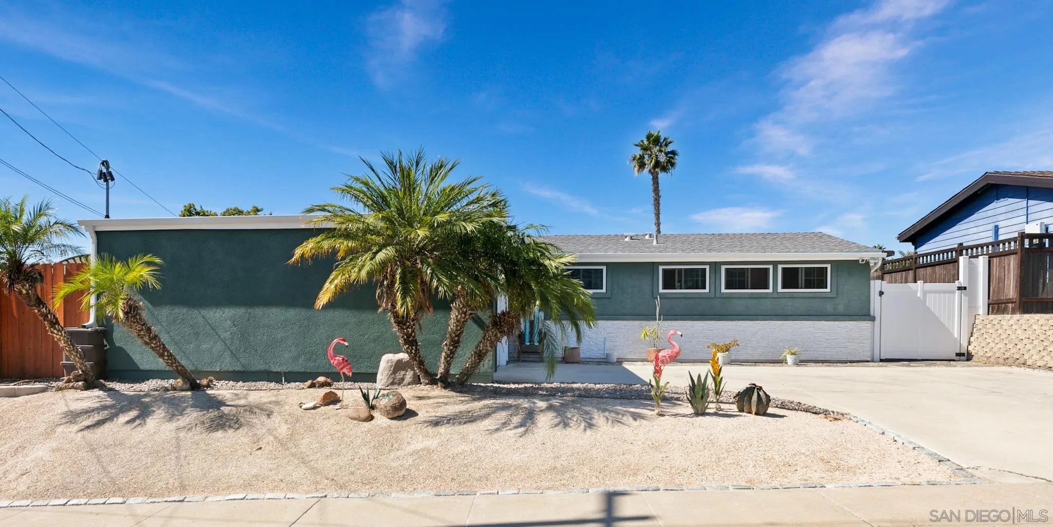 2072 Cardinal Drive — photo