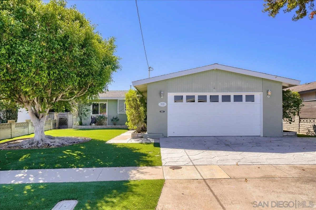 3535 Gaylord Ct — photo