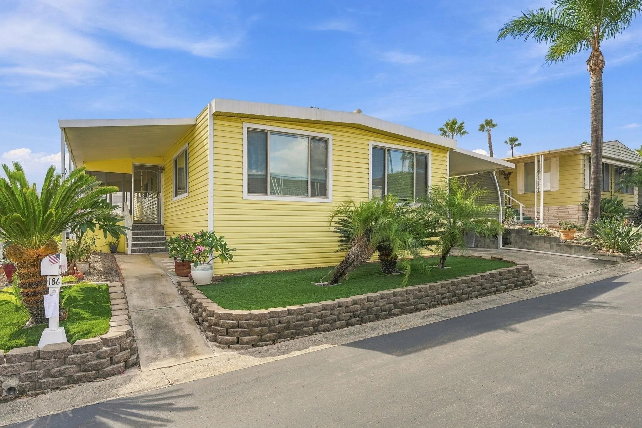 1145 E Barham Unit Spc 186 — photo