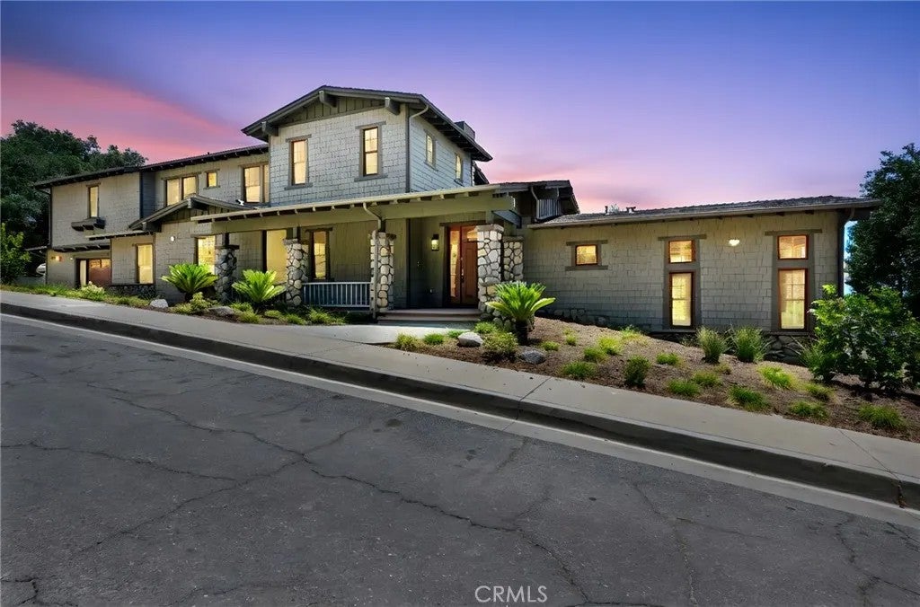 600 Baldwin Court — photo