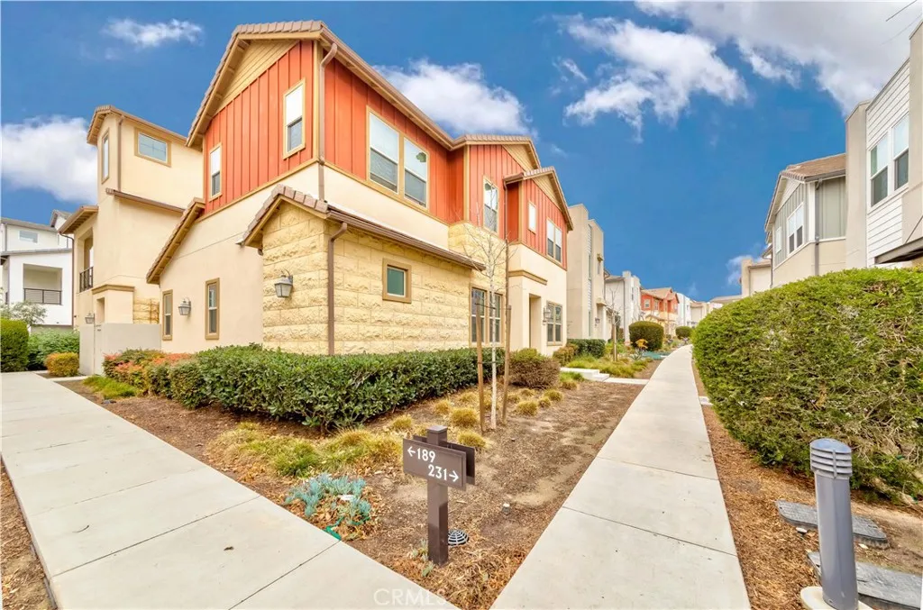 191 Frame, Irvine, CA 92618 — photo 3